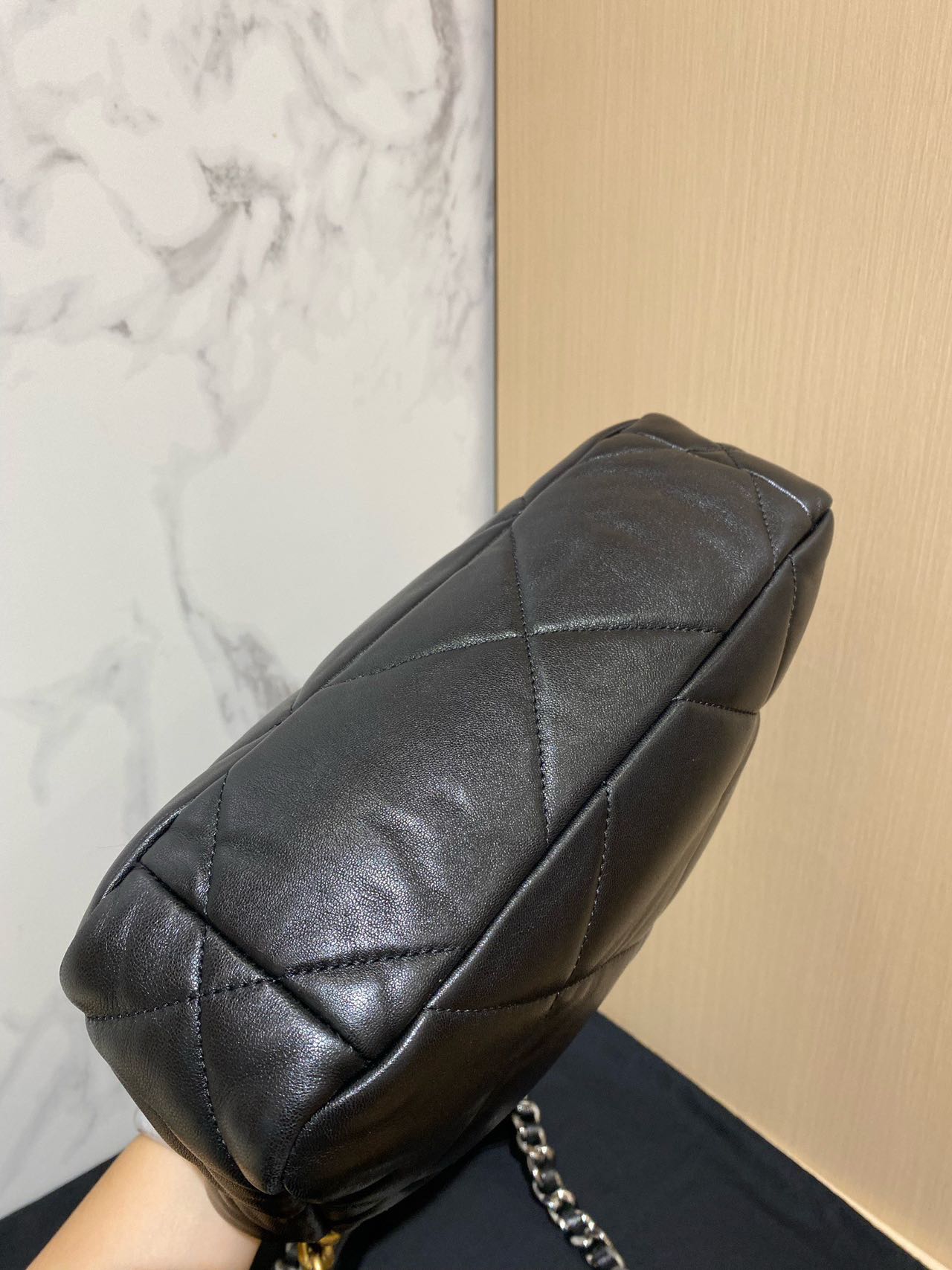 Pre-owned Certified Chanel 19 Bag Small in Black Lambskin with Golden Hardware, 2021-2022,w/ full set