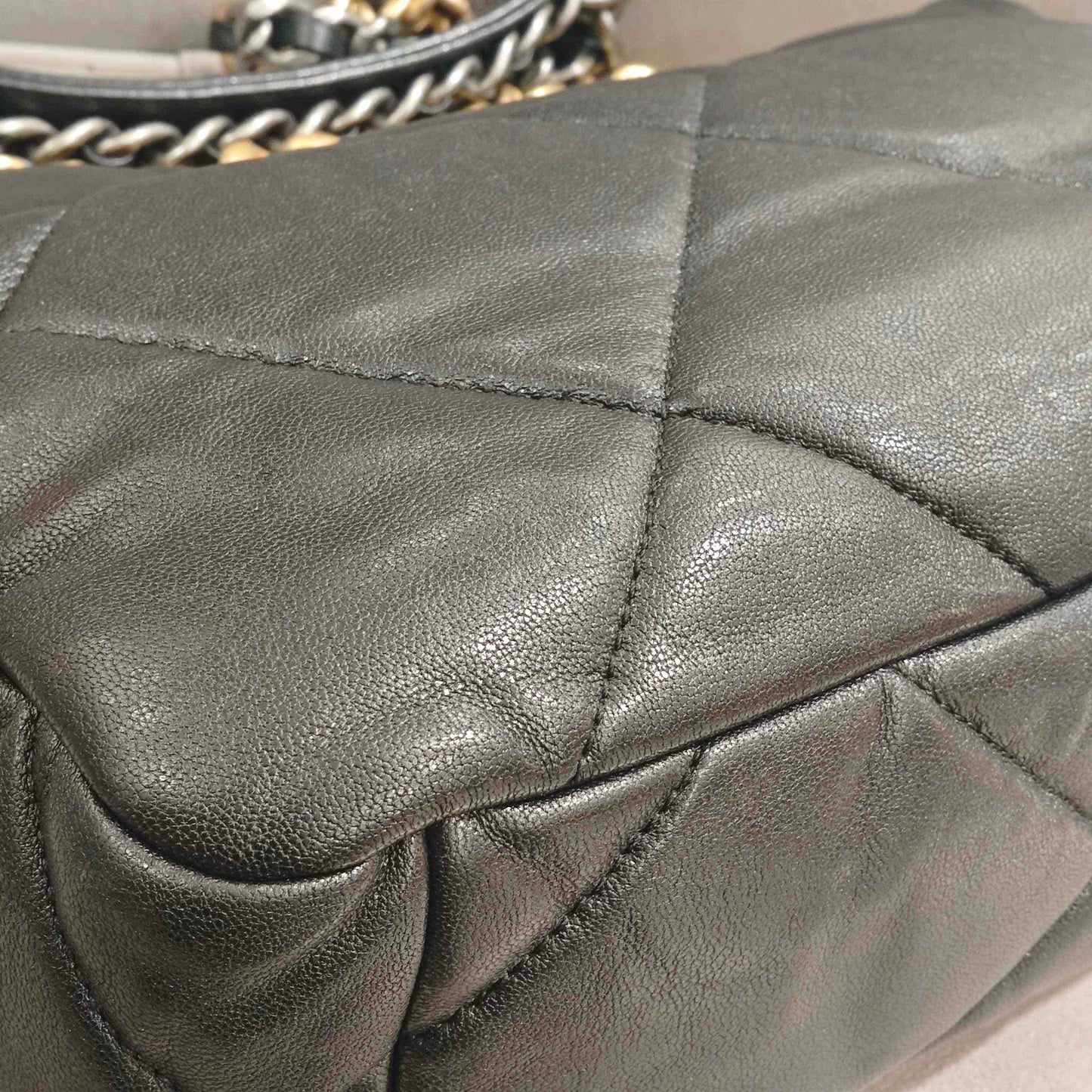 Pre-owned Certified Chanel 19Bag Small in Black Lambskin with Golden Hardware, 2019-2020, w/ full set