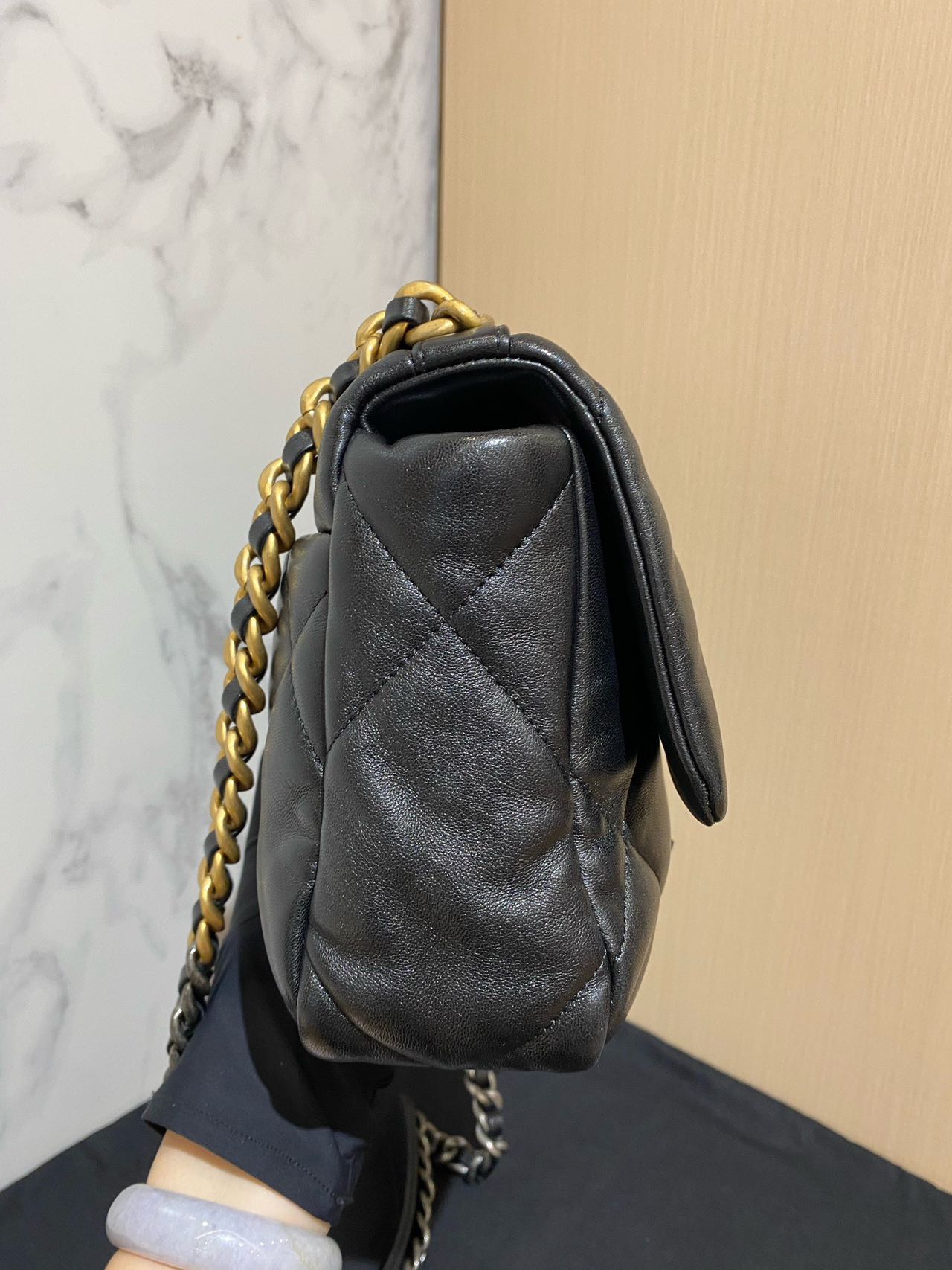 Pre-owned Certified Chanel 19 Bag Small in Black Lambskin with Golden Hardware, 2021-2022,w/ full set