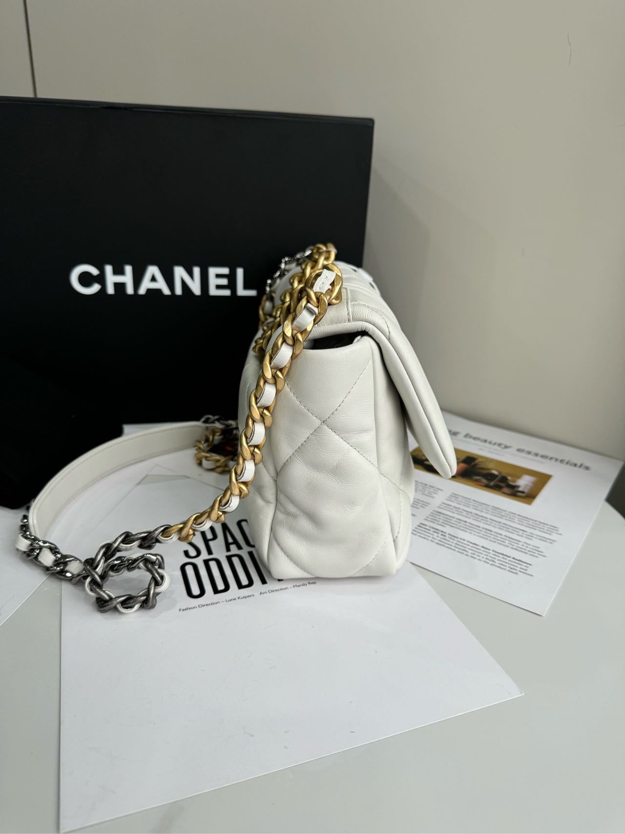 Pre-owned Certified Chanel 19 Bag Small in White Lambskin with Golden Hardware, 2020- 2021,w/ full set