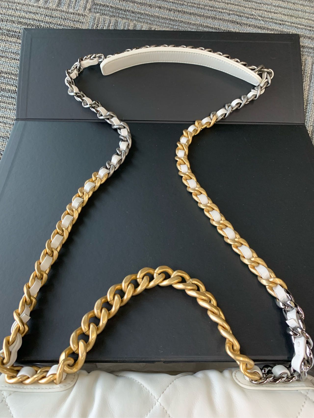 Pre-owned Certified Chanel 19 Bag Small in White Lambskin with Golden Hardware, 2020- 2021,w/ full set