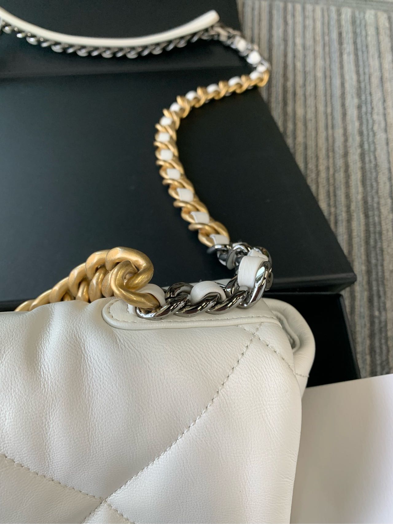 Pre-owned Certified Chanel 19 Bag Small in White Lambskin with Golden Hardware, 2020- 2021,w/ full set
