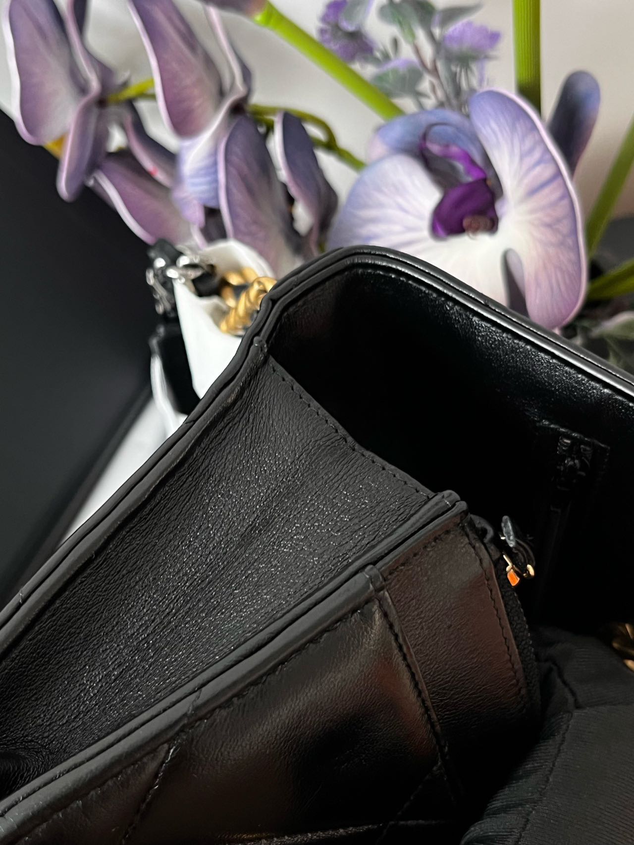 Pre-owned Certified Chanel 19 Wallet On Chain in Black Lambskin with Golden Hardware, w/ full set
