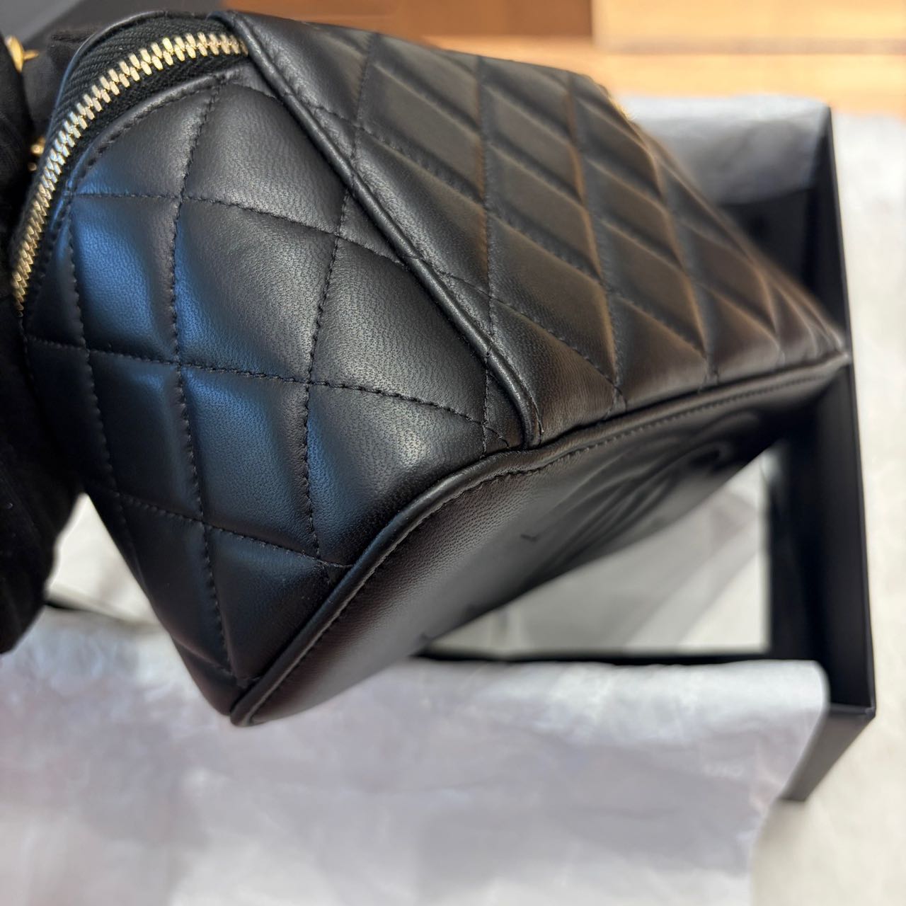 Pre-owned Certified Chanel Camellia Crush Long Vanity Case in Black Lambskin with Golden Hardware, 2025 Microchipped, w/full set