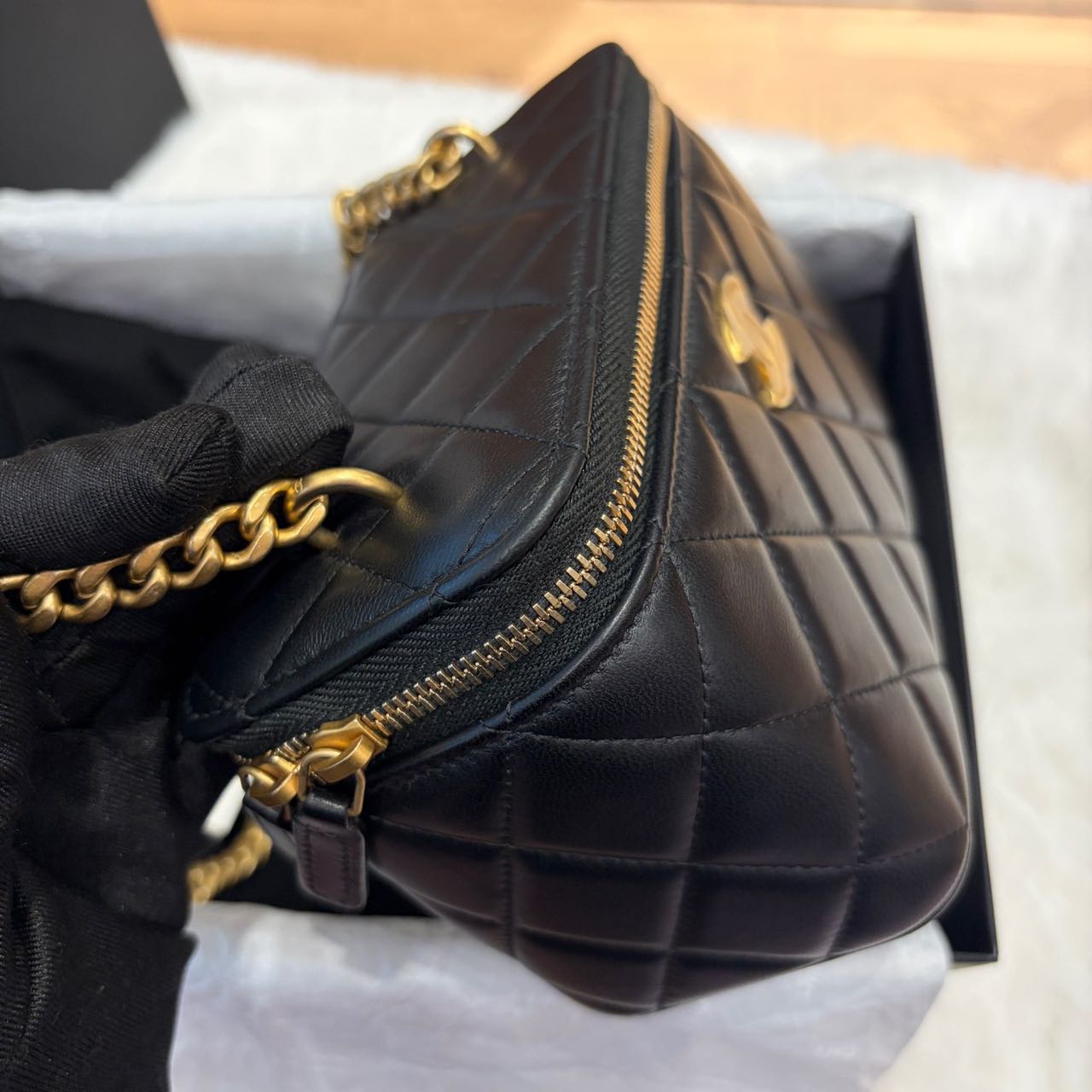 Pre-owned Certified Chanel Camellia Crush Long Vanity Case in Black Lambskin with Golden Hardware, 2025 Microchipped, w/full set