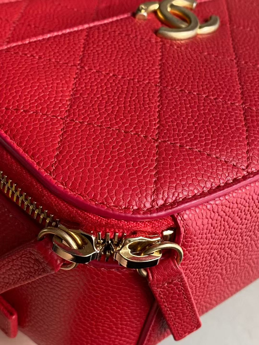 Pre-owned Certified Chanel Camera Bag Red Caviar Leather Golden Hardware, mid 2019, w/ full set - Chanel box, dust bag, Chanel card