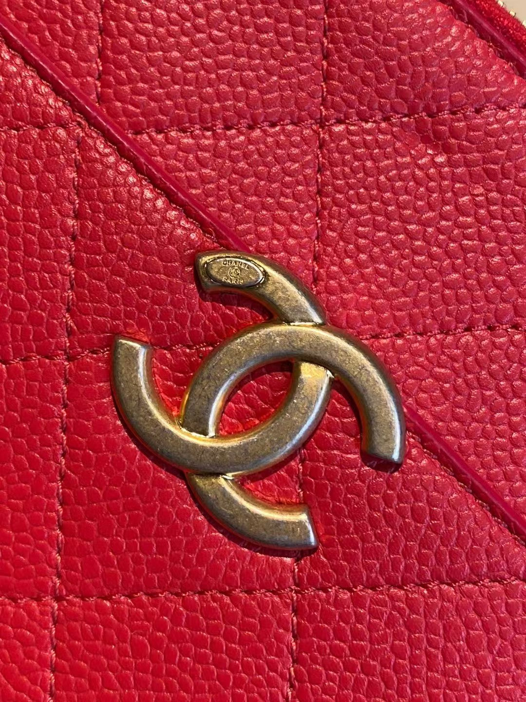 Pre-owned Certified Chanel Camera Bag Red Caviar Leather Golden Hardware, mid 2019, w/ full set - Chanel box, dust bag, Chanel card