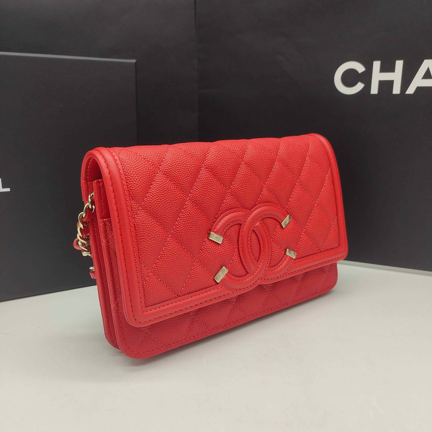 Pre-owned Certified Chanel Filigree WOC Wallet On Chain Red Caviar Leather Golden Hardware, 2019-2020 Like New, w/ dust bag, Chanel card