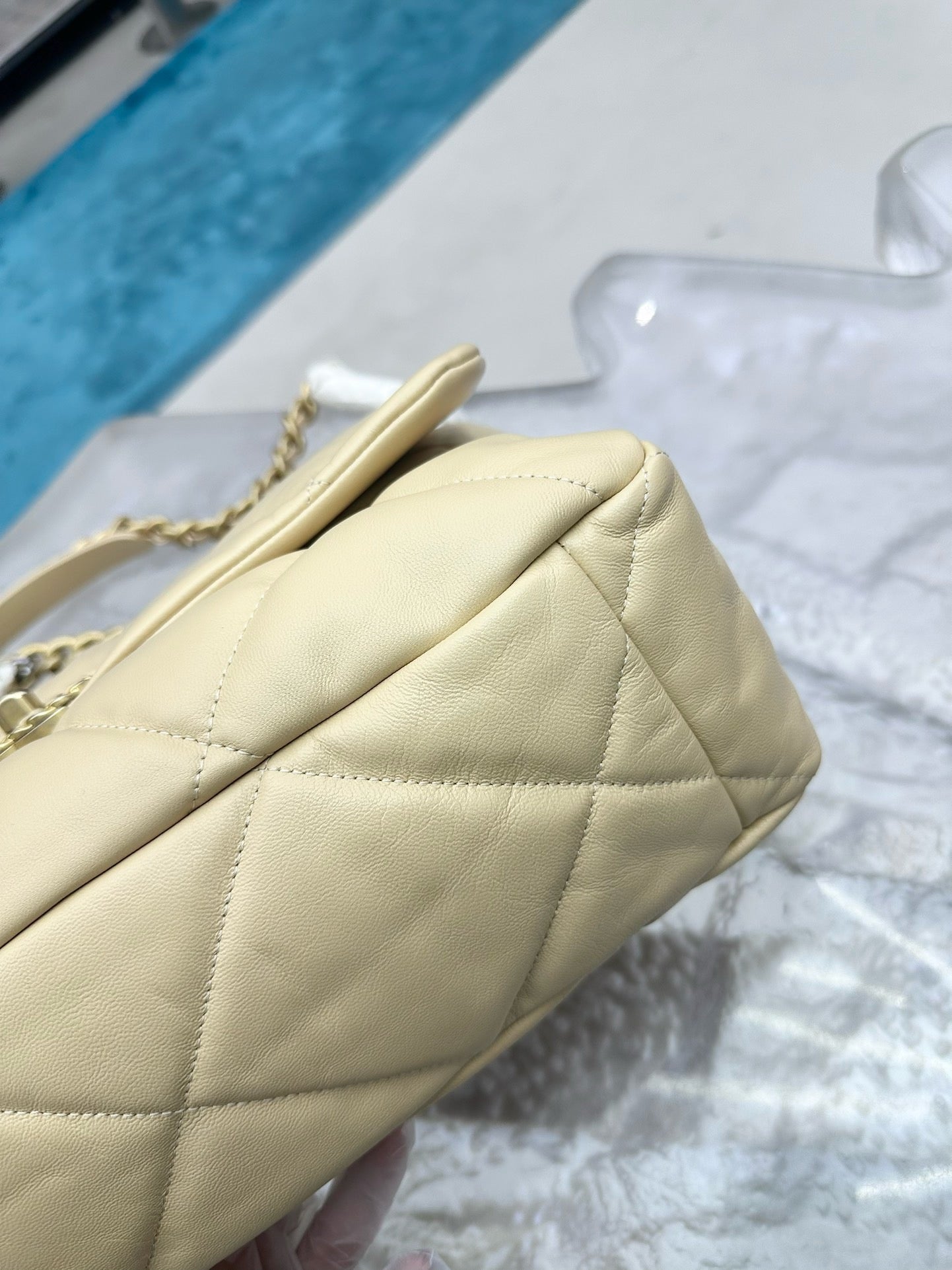 Pre-owned Not Used Chanel 19Bag Maxi Beige Lambskin Golden Hardware, 2020-2021, w/ dust bag, no card