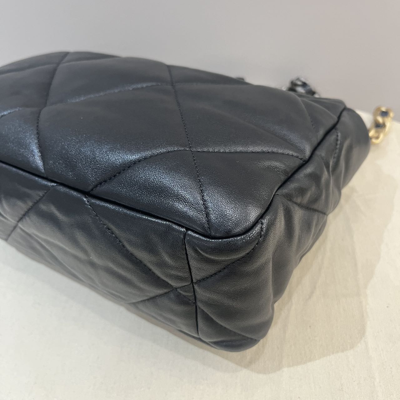 Pre-owned Certified Chanel Medium 19Bag in Black Lambskin with Golden Hardware, 2020-2021, w/ full set