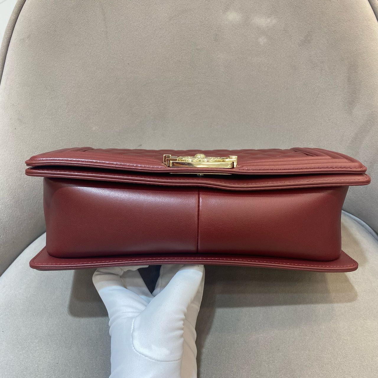 Pre-owned Certified Chanel Medium Boy Bag in Burgundy Leather with Golden Hardware, 2016,  w/ full set