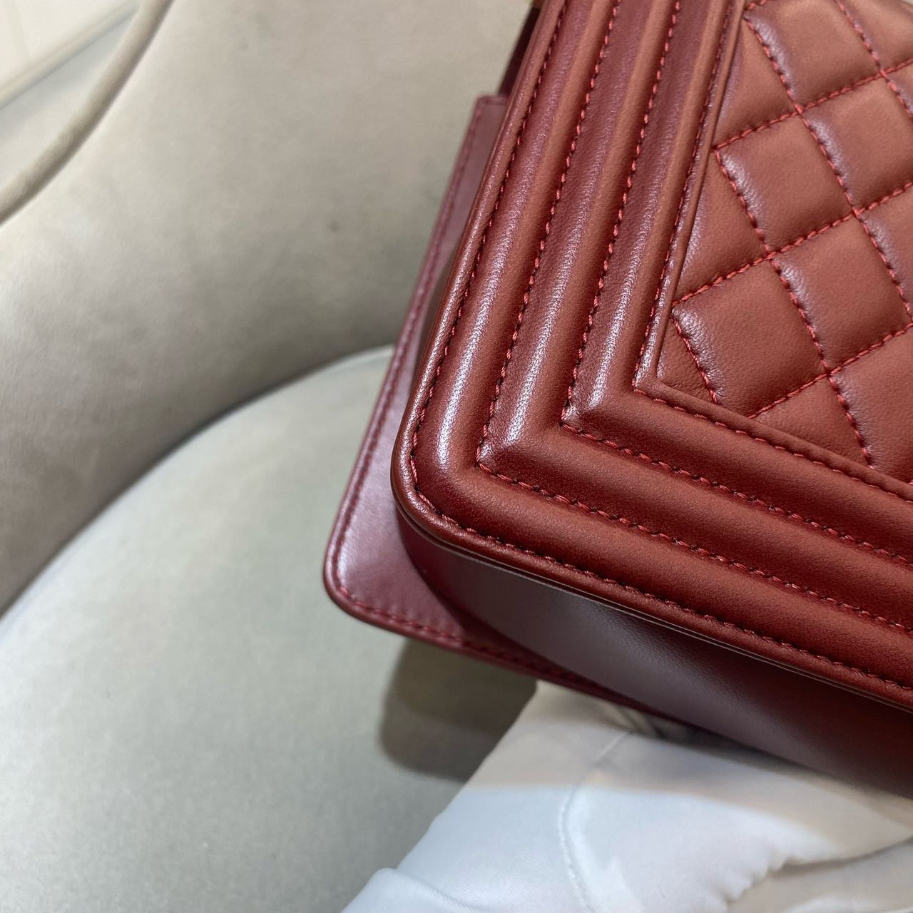 Pre-owned Certified Chanel Medium Boy Bag in Burgundy Leather with Golden Hardware, 2016,  w/ full set