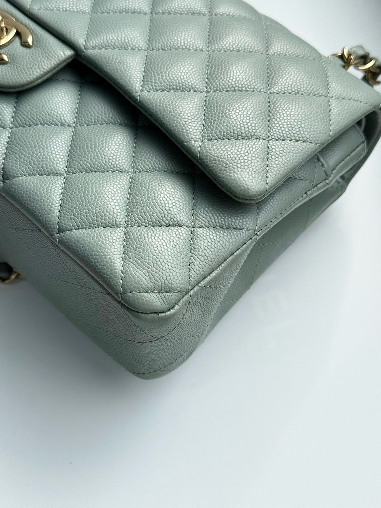Pre-owned Certified Chanel  Medium CF Double Classic Flap Light Green Caviar Leather with Golden Hardware, 2023, w/full set