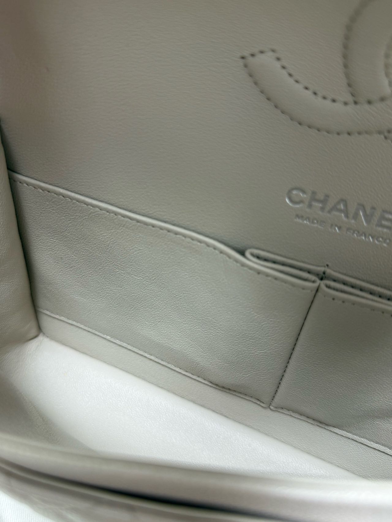 Pre-owned Certified Chanel Medium CF Double Classic Flap in Cream White Leather with Silver Hardware, 2018-2019, w/full set