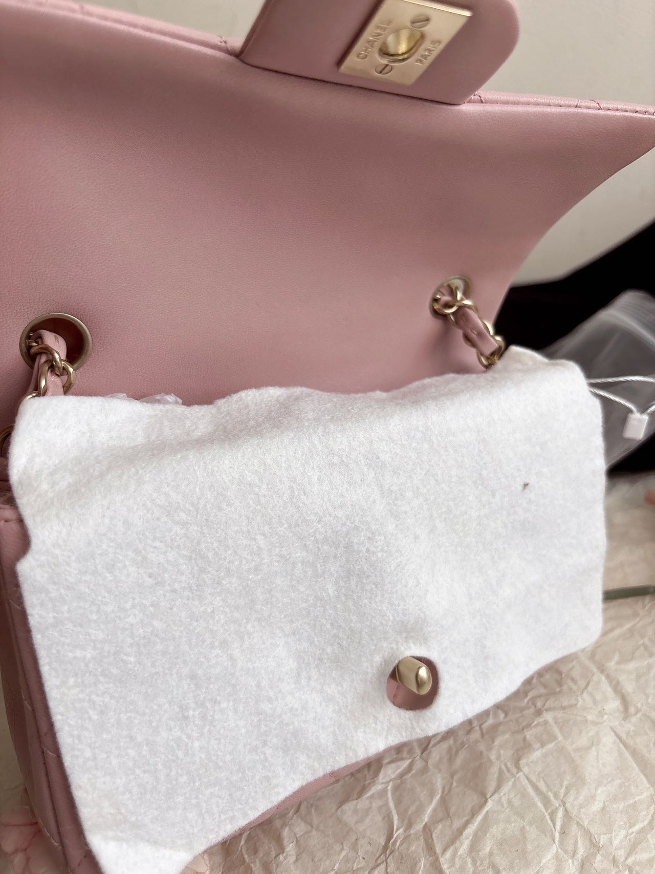 Pre-owned Certified Chanel Mini Single Chain Flap in Pink Lambskin with Golden Hardware, 2014-2015, w/ full set