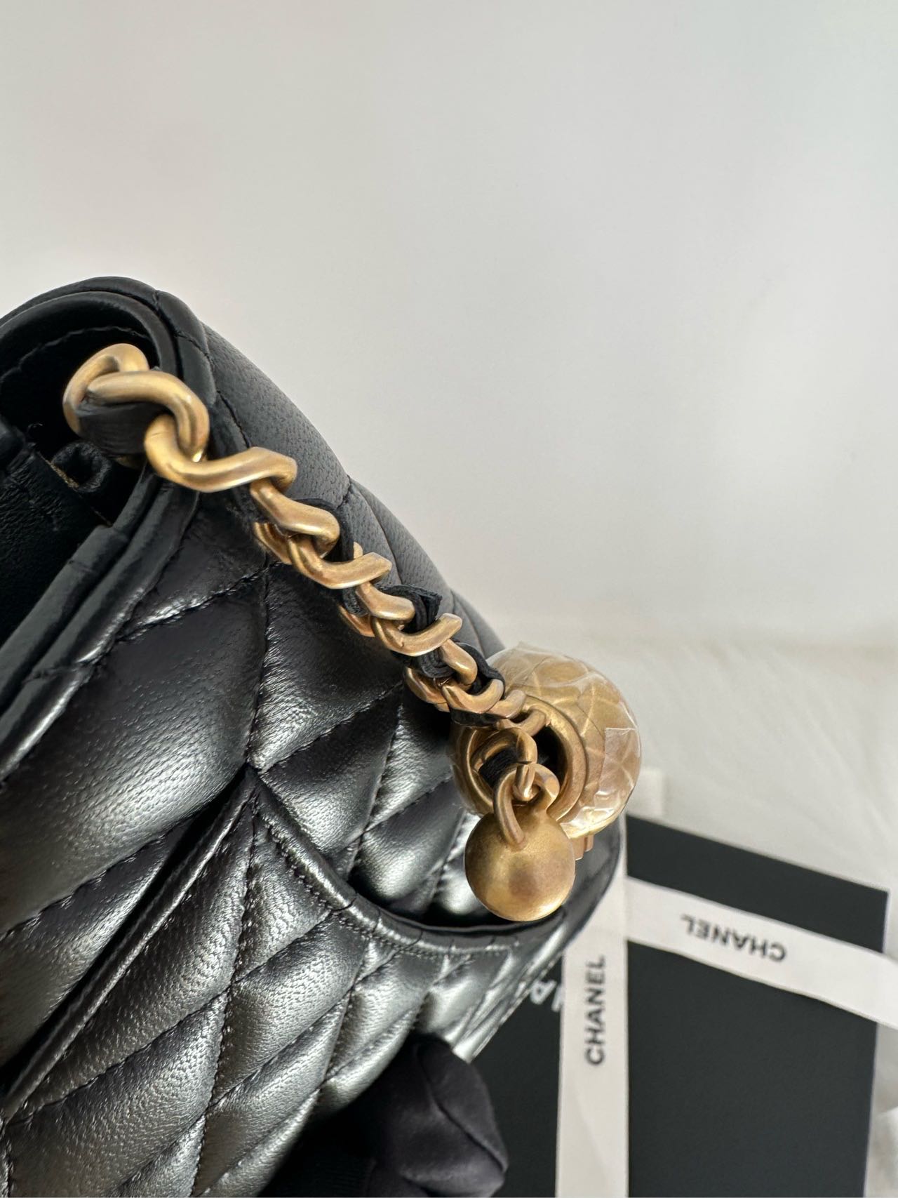 Pre-owned Certified Chanel  Pearl Crush Wallet on Chain in Black Lambskin with Golden Hardware, w/ fusll set