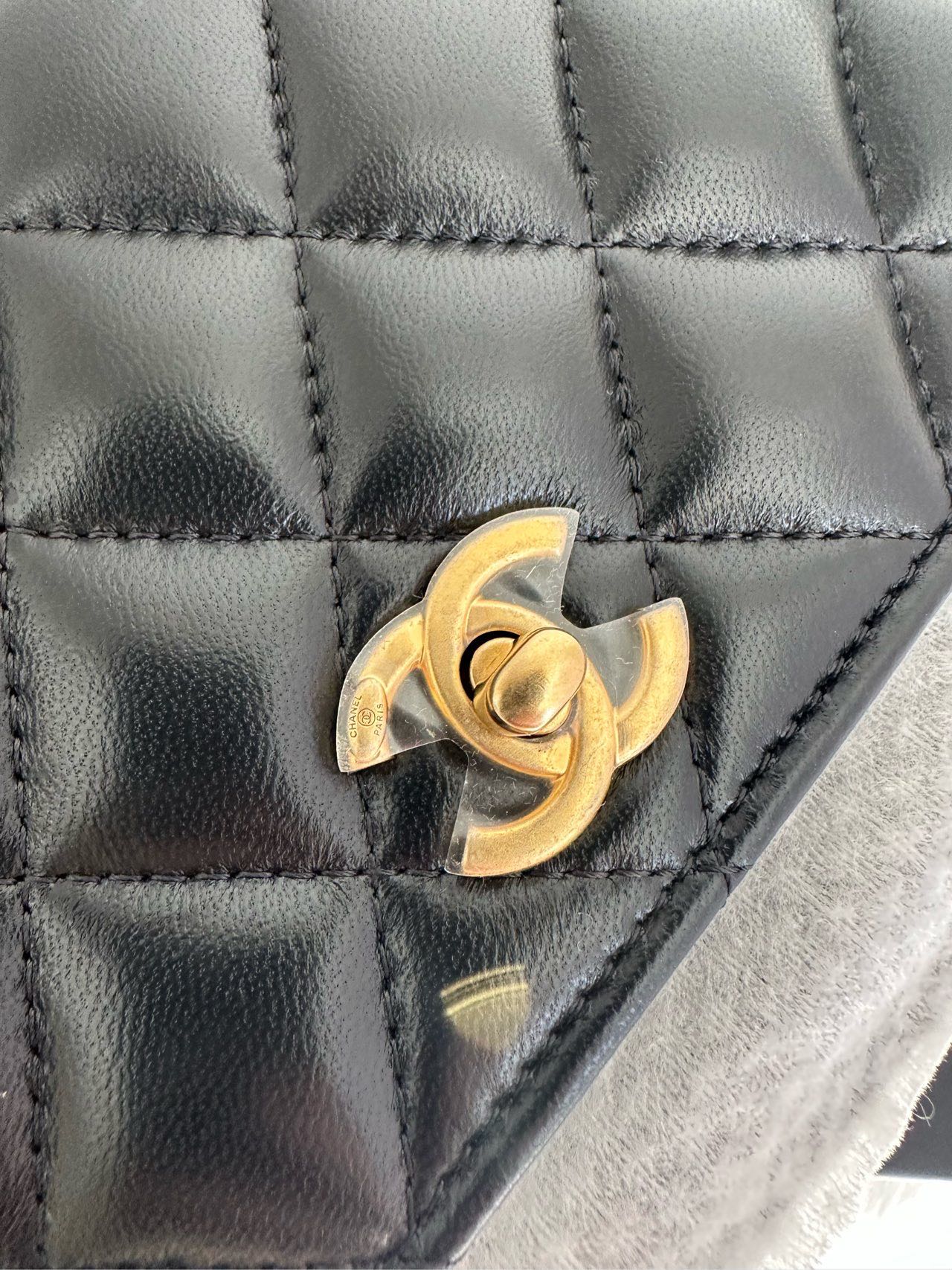 Pre-owned Certified Chanel  Pearl Crush Wallet on Chain in Black Lambskin with Golden Hardware, w/ fusll set