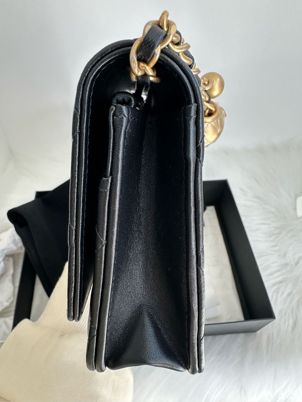 Pre-owned Certified Chanel  Pearl Crush Wallet on Chain in Black Lambskin with Golden Hardware, w/ fusll set