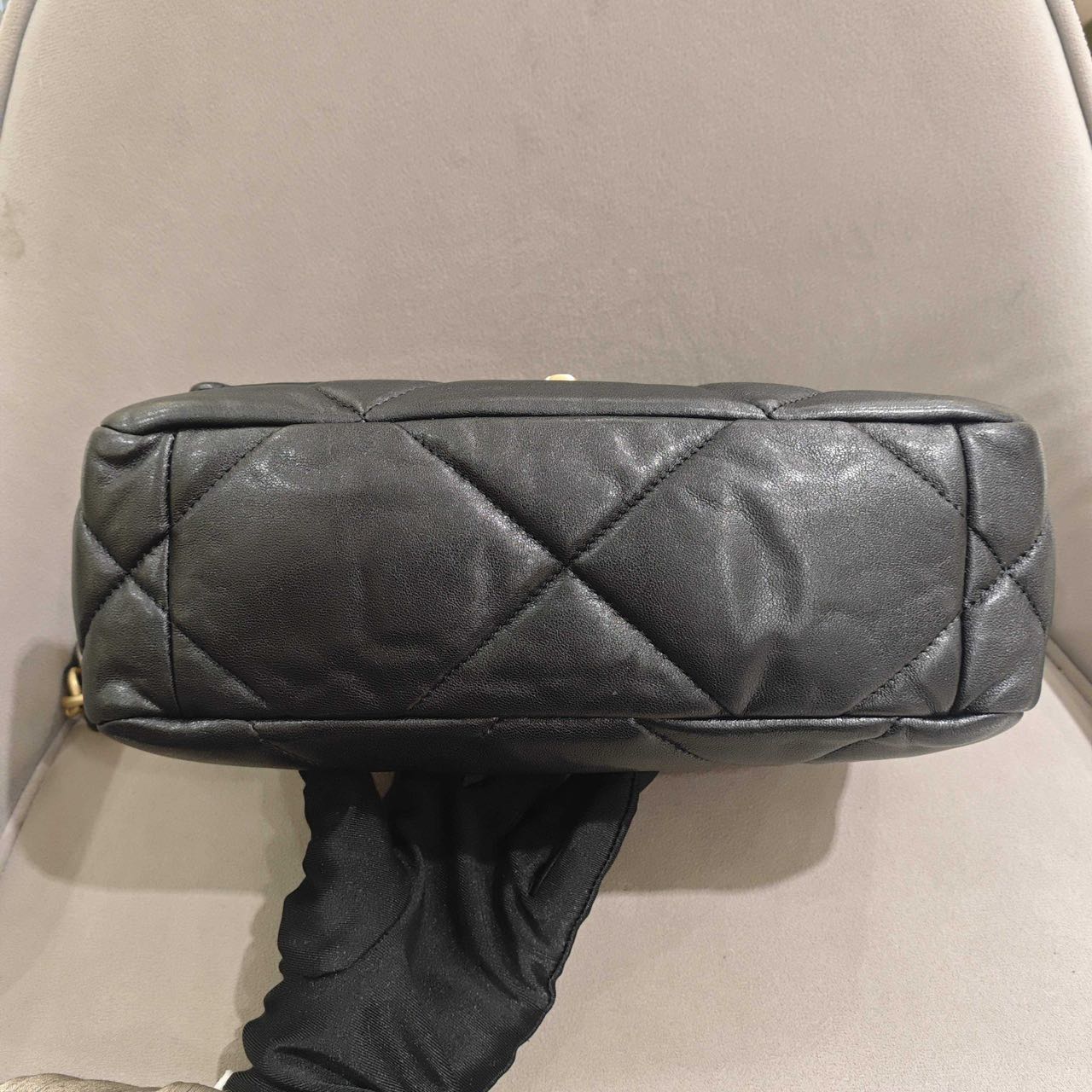 Pre-owned Certified Chanel Small 19Bag in Black Lambskin with Golden Hardware, 2019-2020, w/ full set