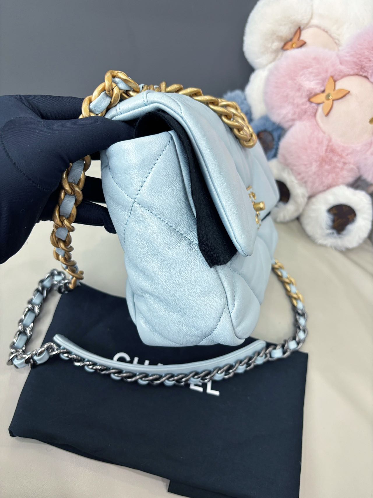 Pre-owned Certified Chanel Small 19Bag in Light Blue Lambskin with Golden Hardware, Microchipped, w/ box，dust bag