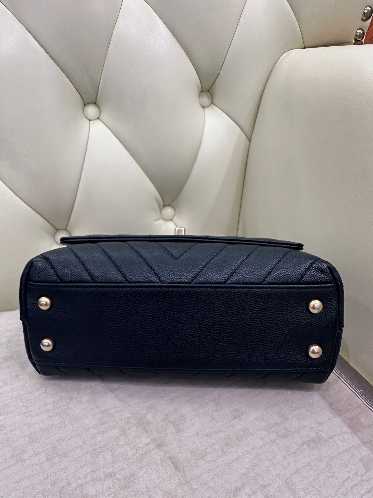 Pre-owned Certified Chanel Small Coco Handel in Black Caviar Leather with Golden Hardware, 2019, w/box, dust bag, strap