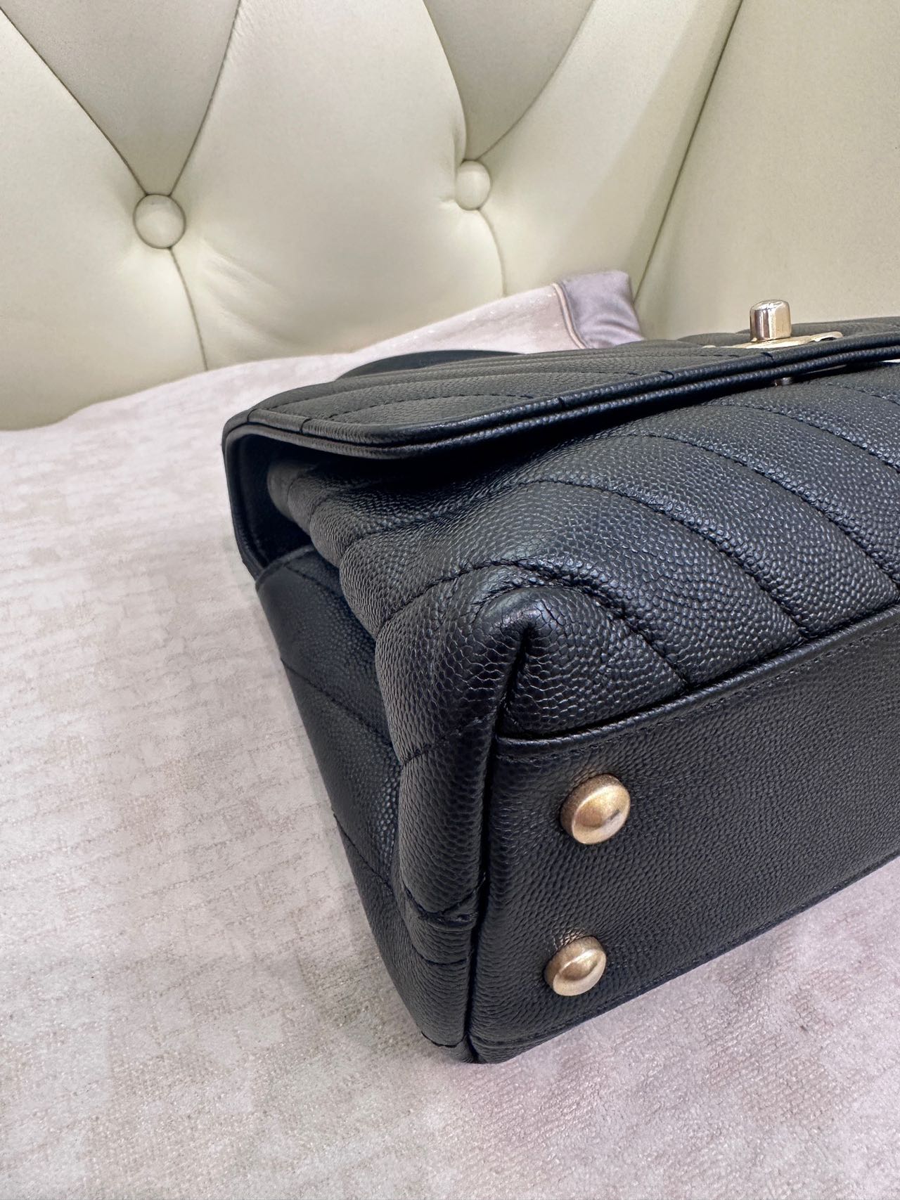 Pre-owned Certified Chanel Small Coco Handel in Black Caviar Leather with Golden Hardware, 2019, w/box, dust bag, strap