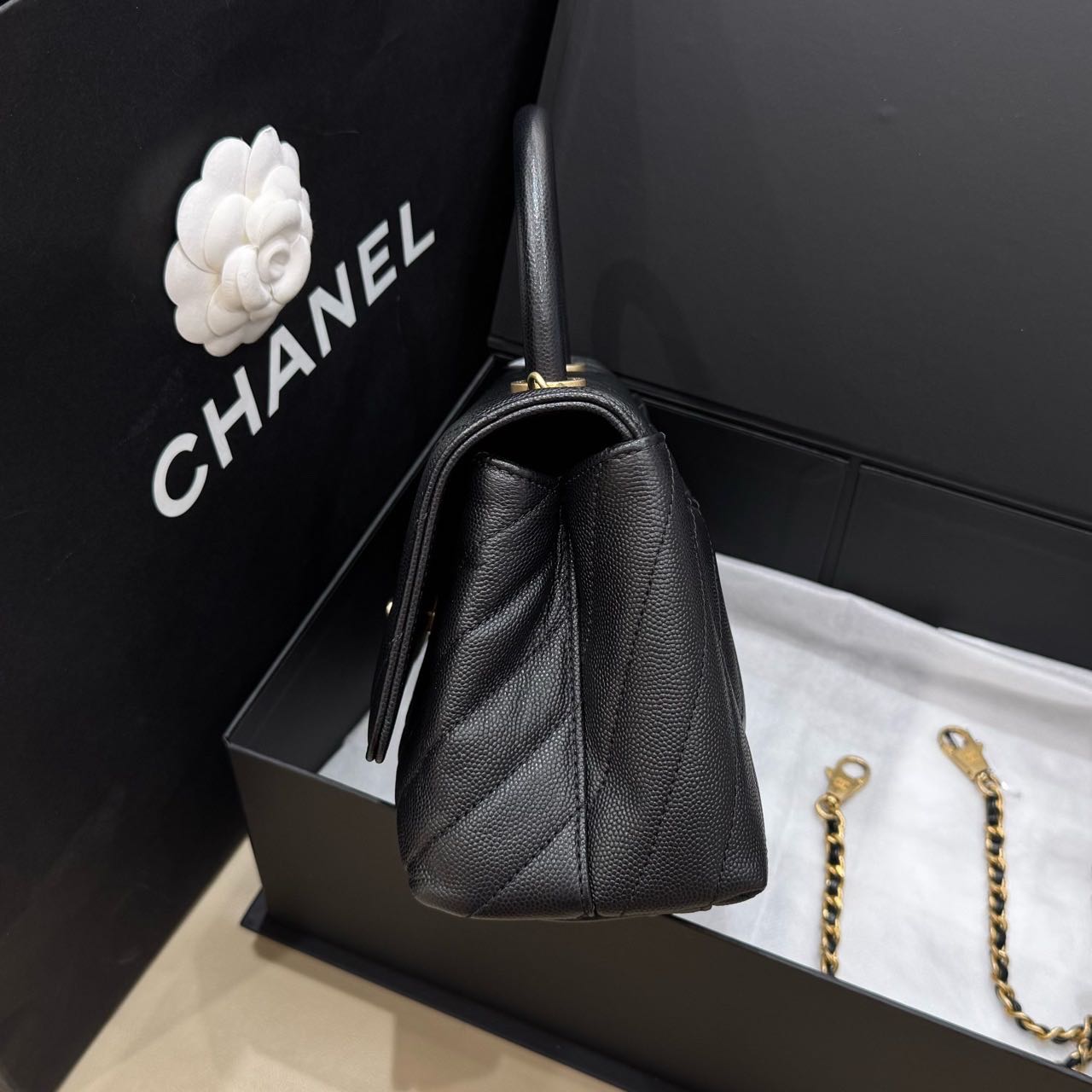 Pre-owned Certified Chanel Small Coco Handel in Black Caviar Leather with Golden Hardware, 2019, w/box, dust bag, strap