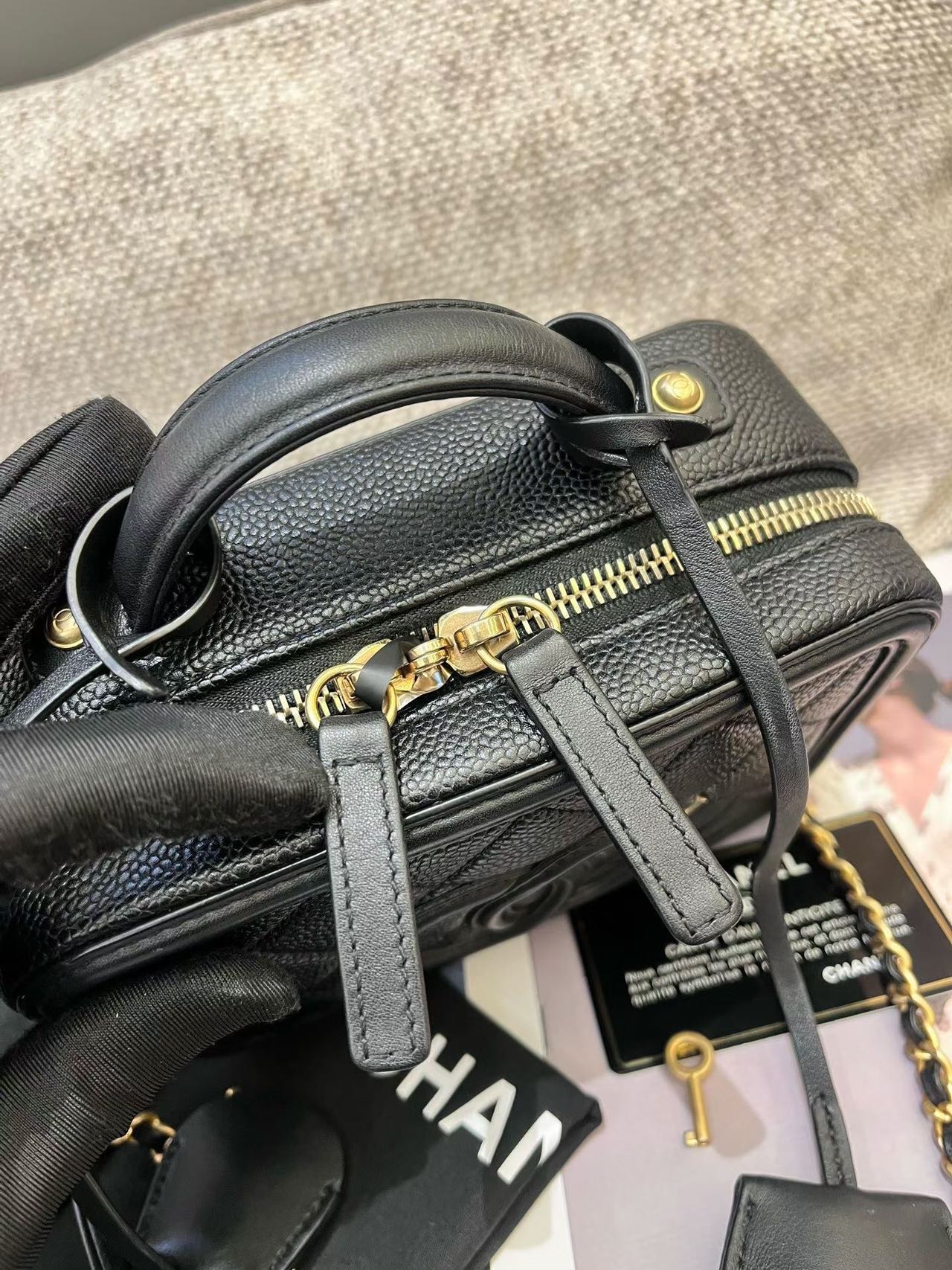 Pre-owned Certified Chanel Small Filigree Vanity Case in Black Caviar Leather with Golden Hardware, 2019,  w/dust bag, lock and key