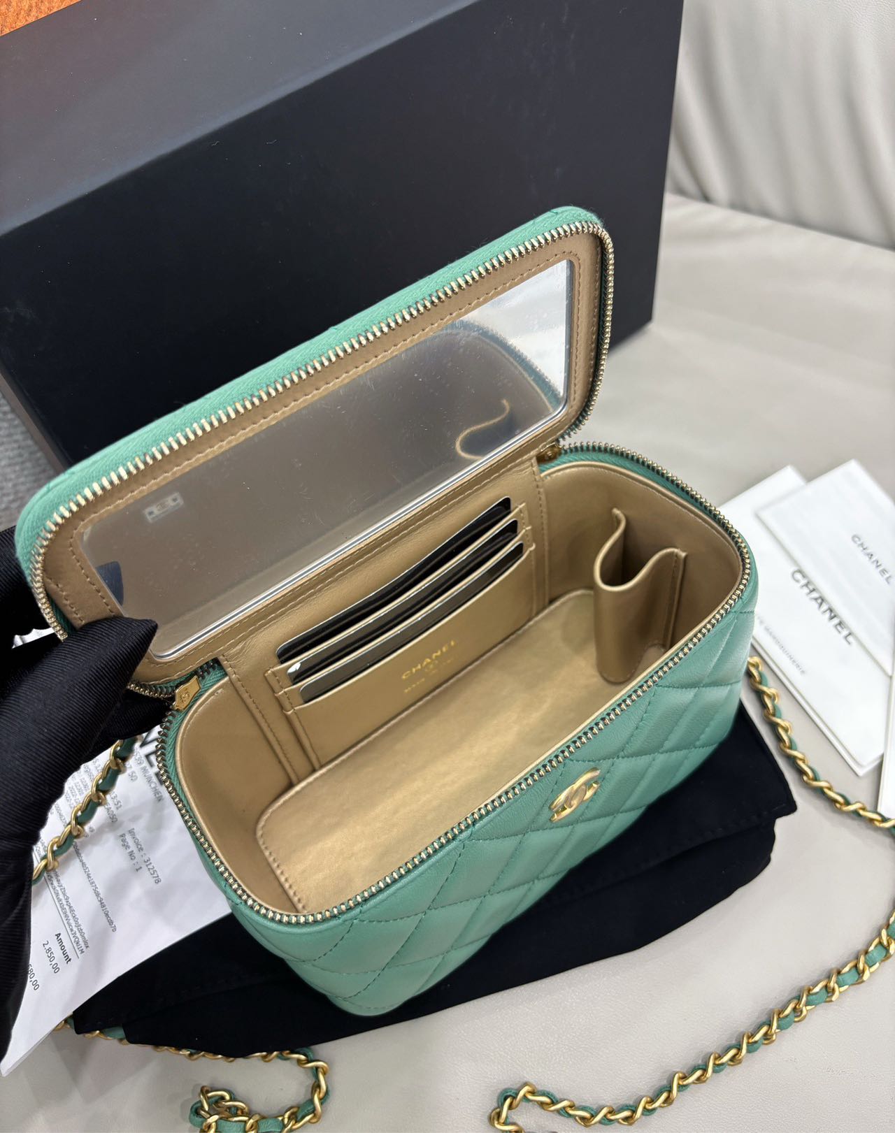 Pre-owned Certified Chanel Small Pearl Crush Vanity Case with Chain in Quilted Light Green Lambskin with Golden Hardware, 2022 Microchipped, w/full set