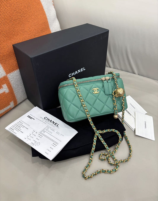 Pre-owned Certified Chanel Small Pearl Crush Vanity Case with Chain in Quilted Light Green Lambskin with Golden Hardware, 2022 Microchipped, w/full set