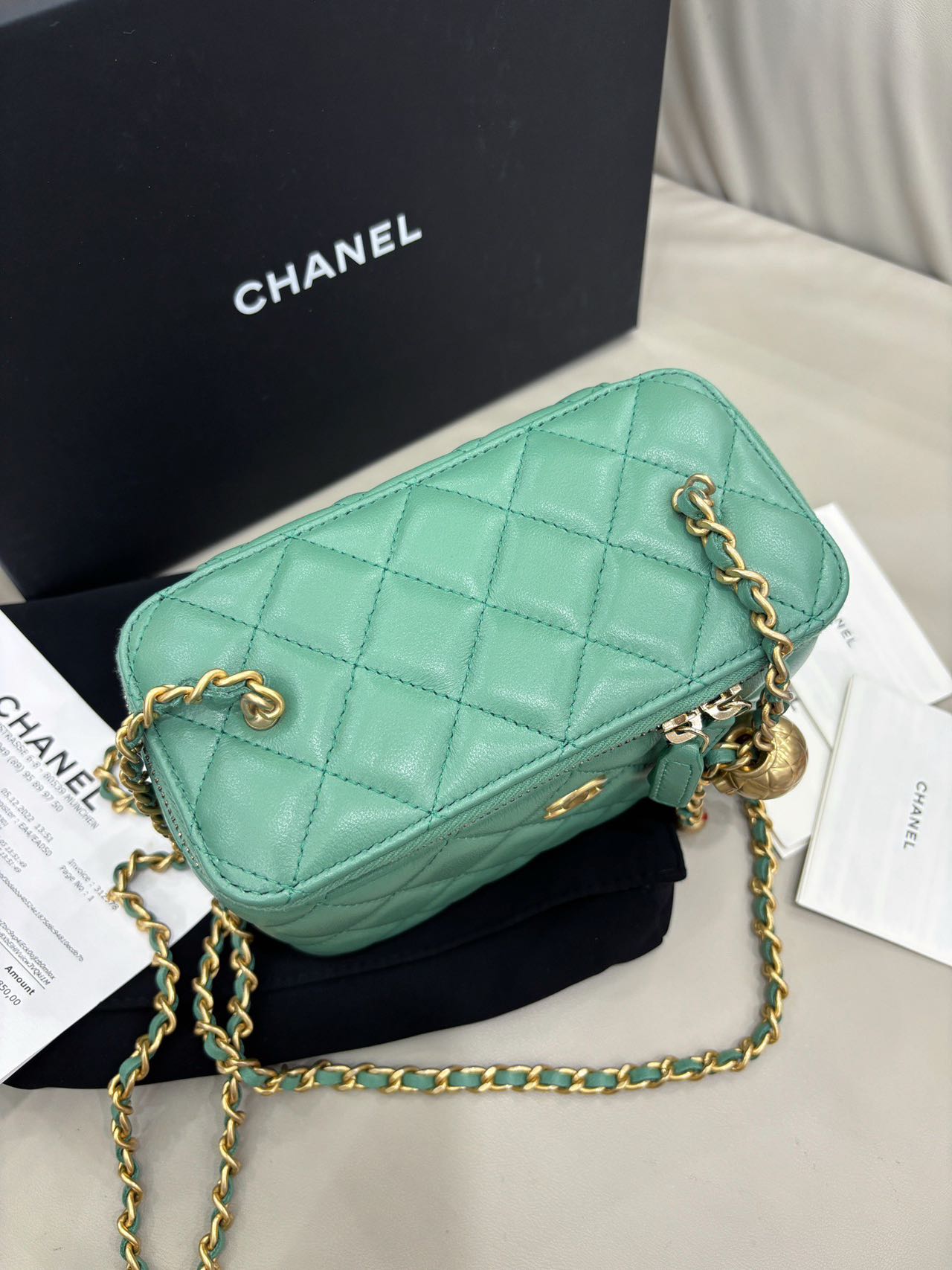 Pre-owned Certified Chanel Small Pearl Crush Vanity Case with Chain in Quilted Light Green Lambskin with Golden Hardware, 2022 Microchipped, w/full set