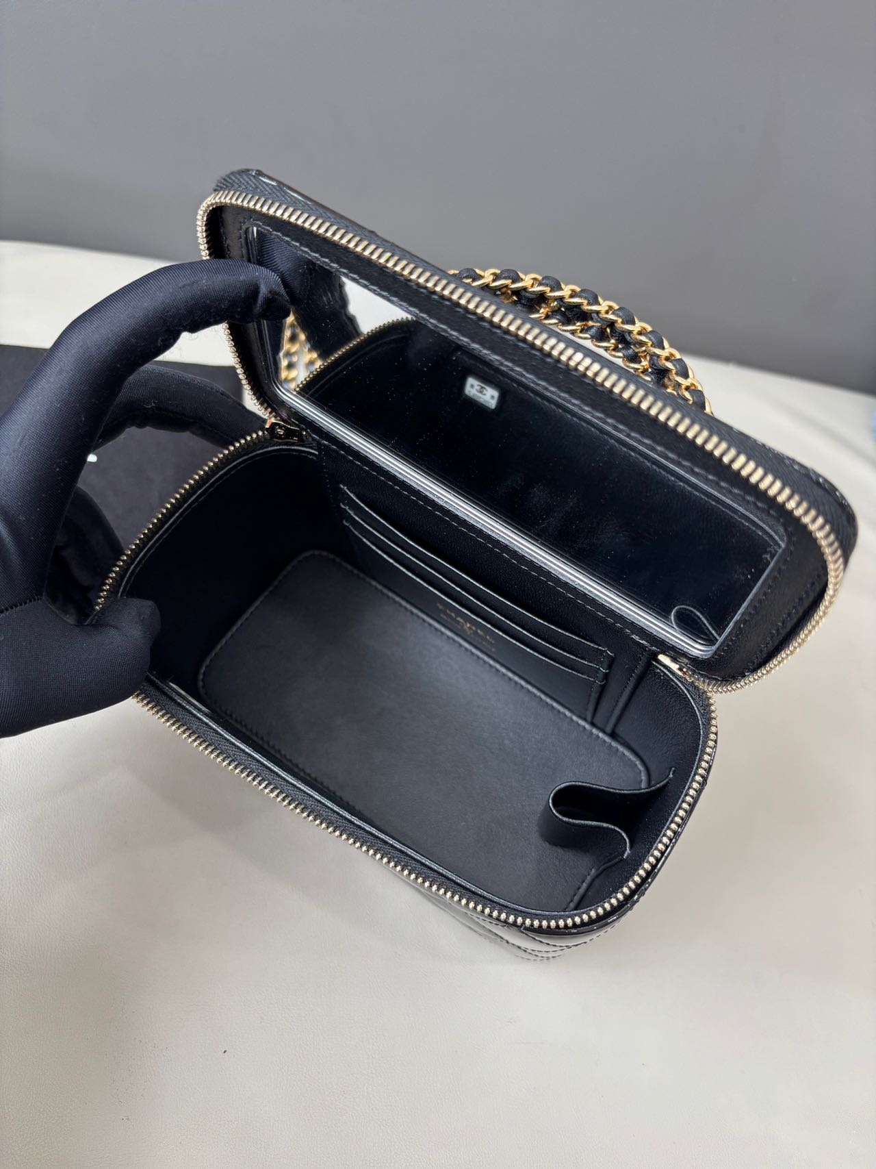 Pre-owned Certified Chanel Top Handle Vanity Case in Black Patent Leather with Golden Hardware, 2022 Microchipped, w/ Dust bag