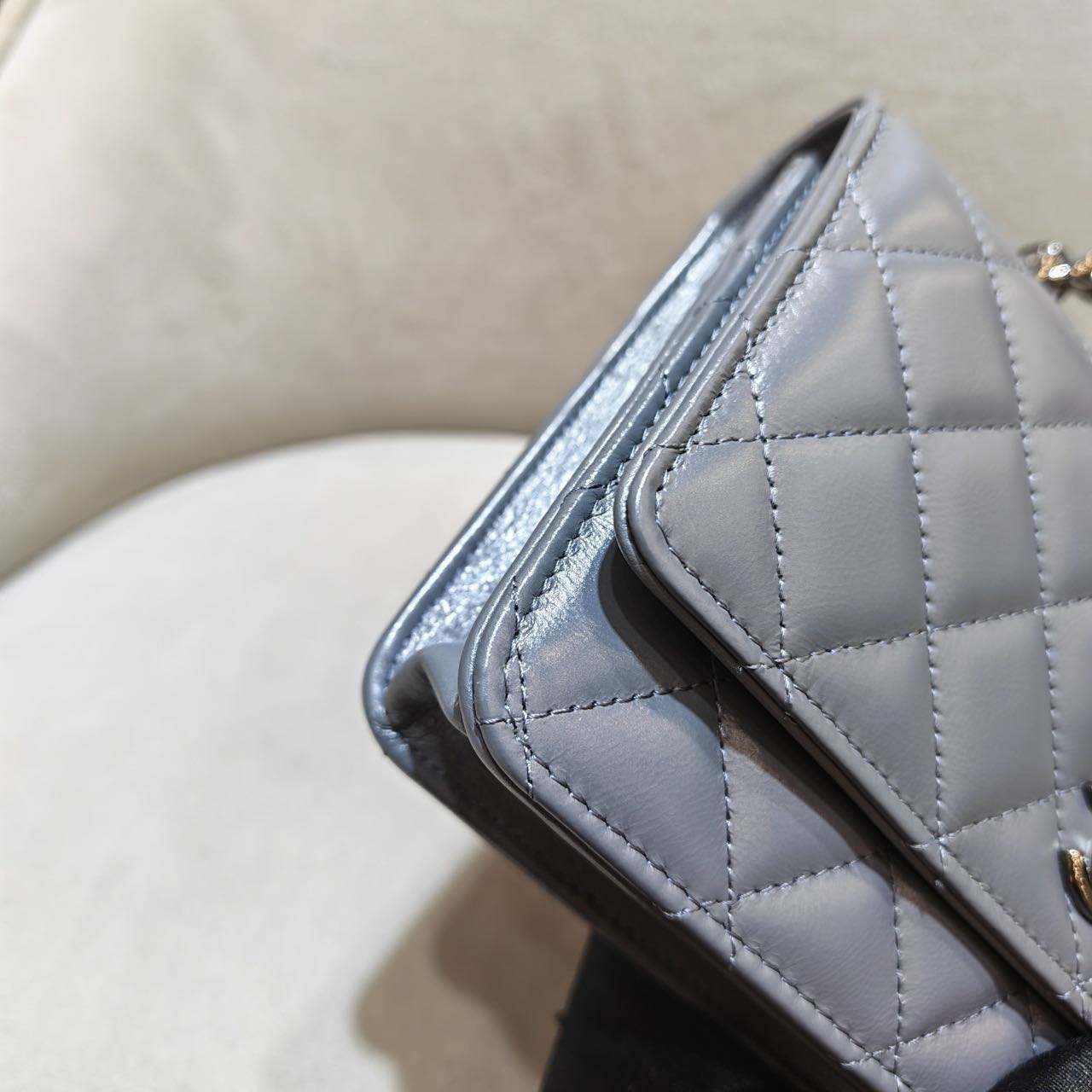 Pre-owned Certified Chanel Wallet on Chain with Top Handle in Grey Lambskin with Silver Hardware, 2023 Microchipped, w/ dust bag