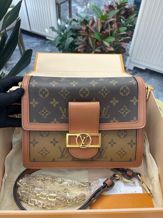 Pre-owned LV Dauphine MM Monogram Reverse Brown Calfskin Golden hw, microchipped, 2021, Full Set!