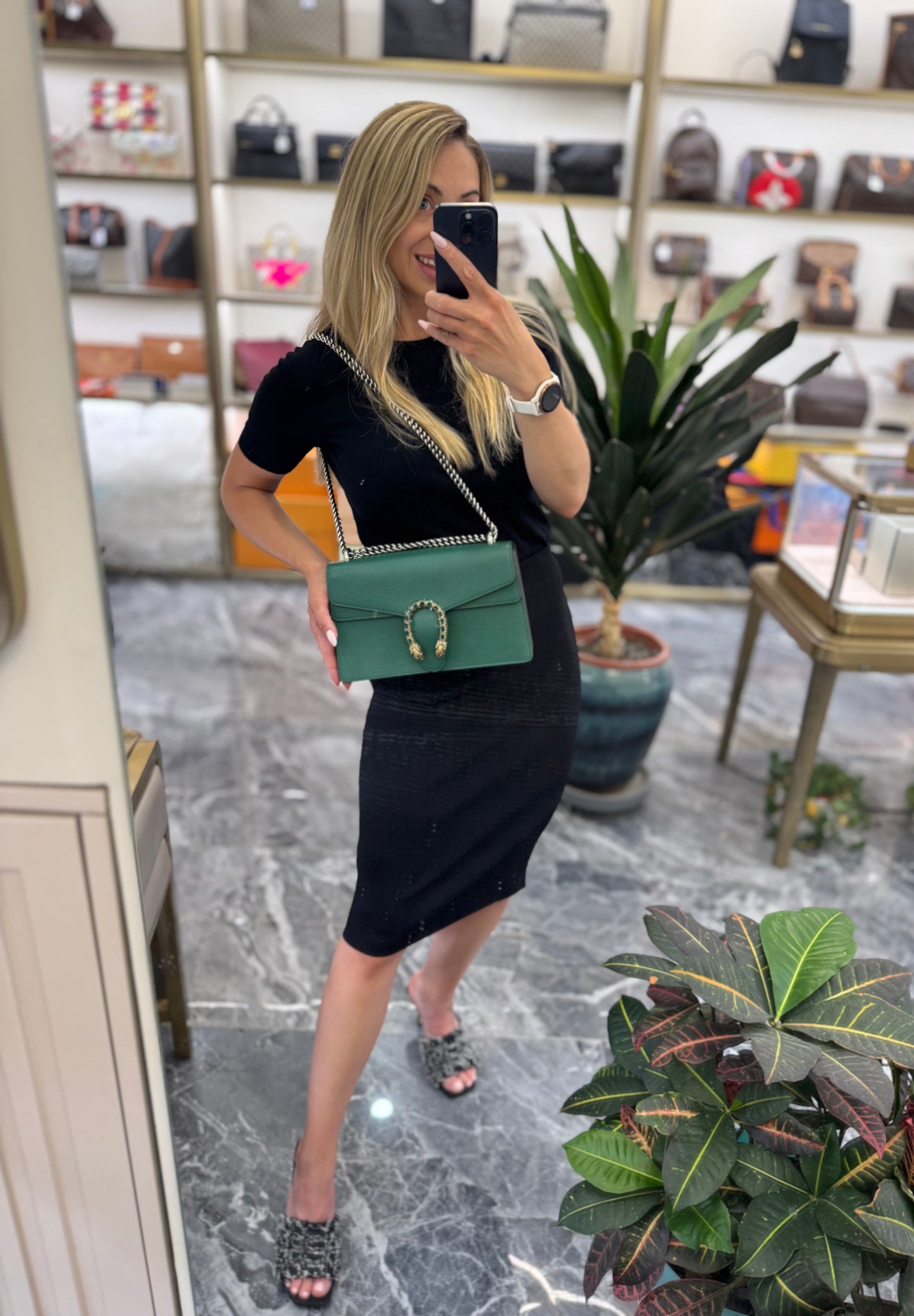Pre-owned Certified Gucci Dionysus Medium Green Calfskin with Crystal Hardware, w/ dust bag