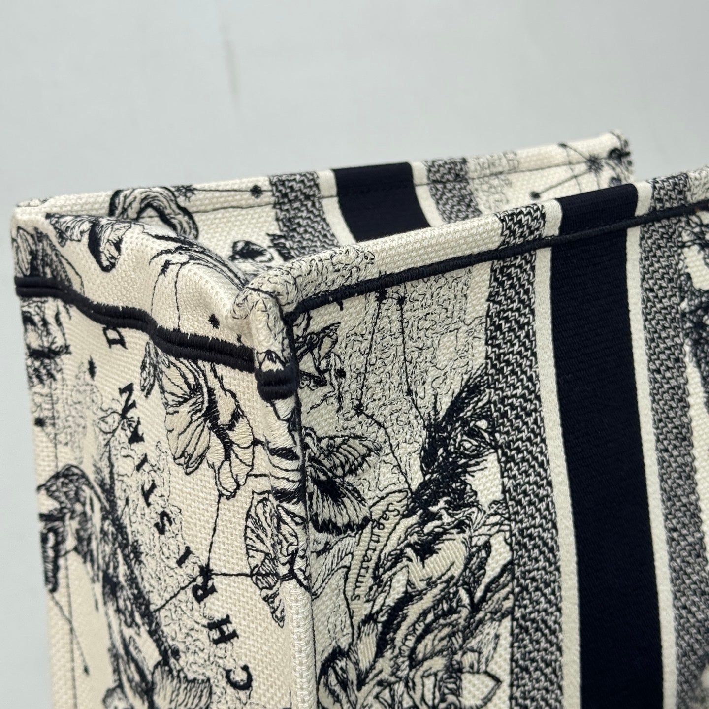 Pre-owned Certified Dior Book tote MM with Black and White Zodiac Embroidery, 2021, w/ dust bag