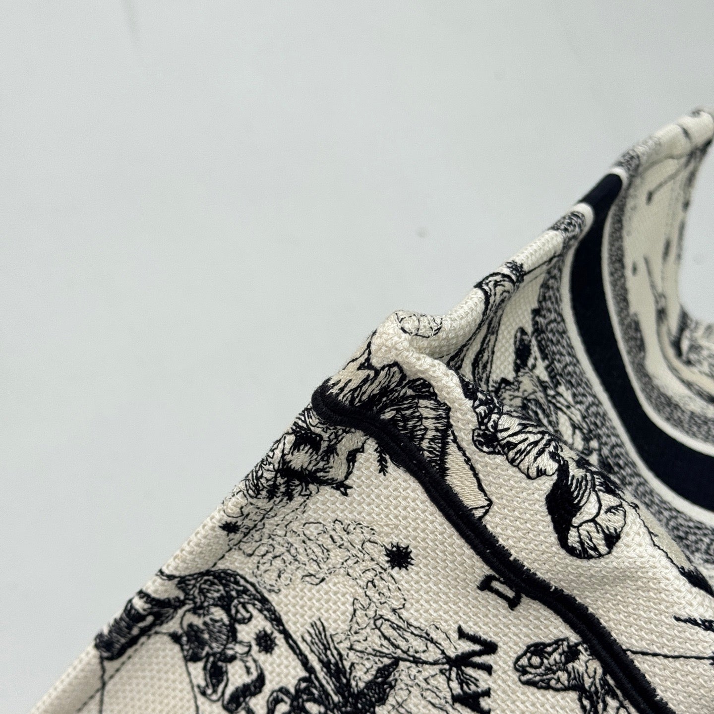 Pre-owned Certified Dior Book tote MM with Black and White Zodiac Embroidery, 2021, w/ dust bag