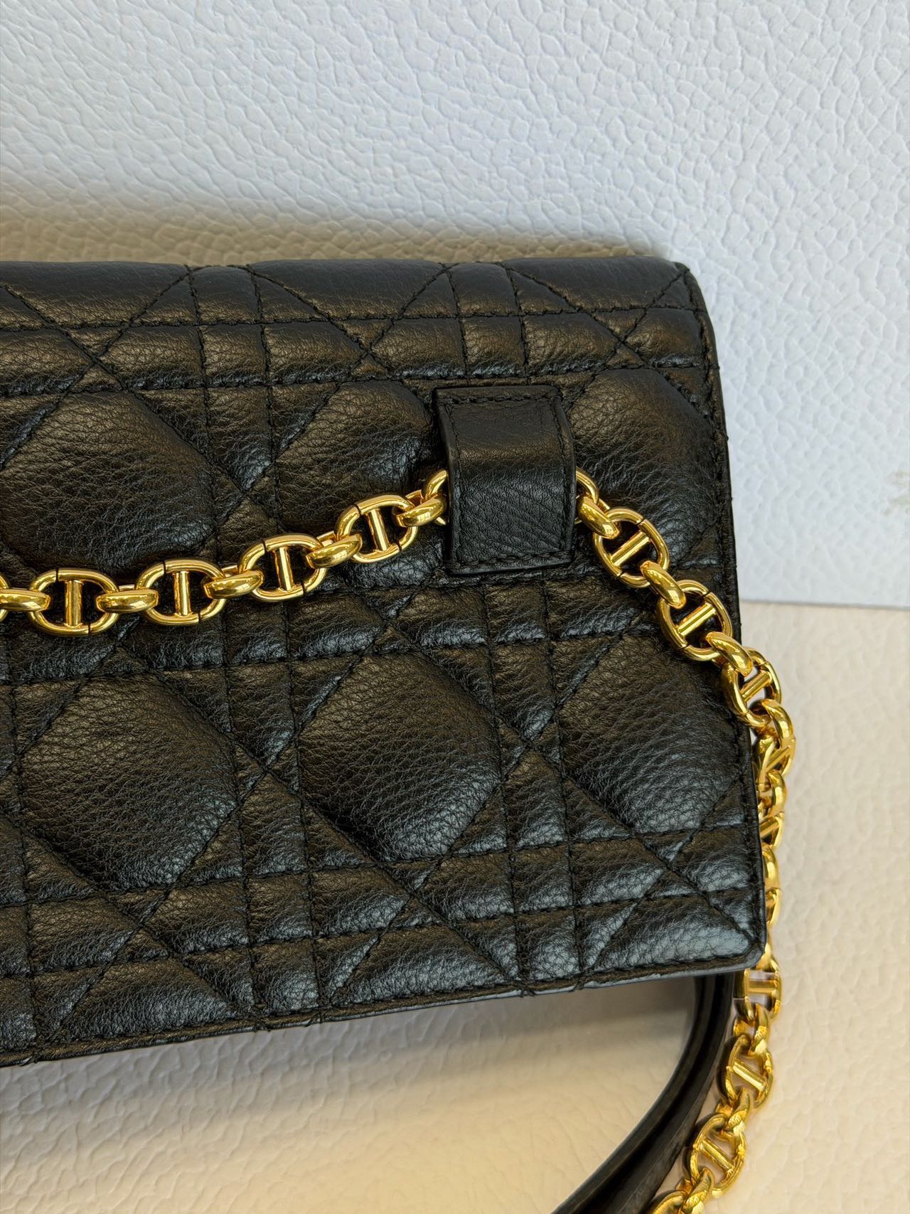 Pre-owned Certified Dior Caro Pouch with Chain in Black Calfskin with Golden hardware, 2021, w/full set