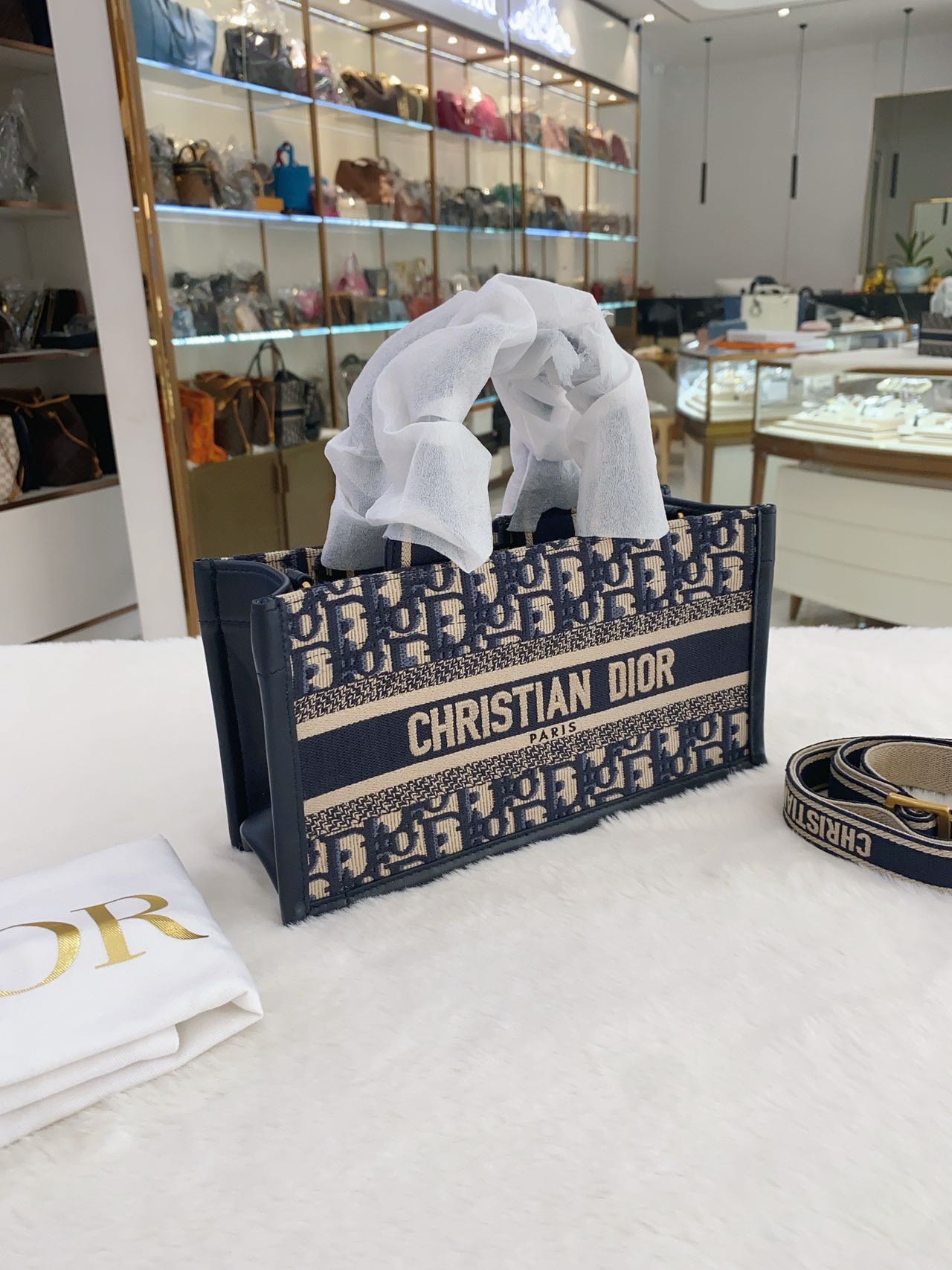 Pre-owned Certified Dior Book Tote East-West in Blue Oblique Canvas and Blue Calfskin with Golden Hardware, w/strap, dust bag
