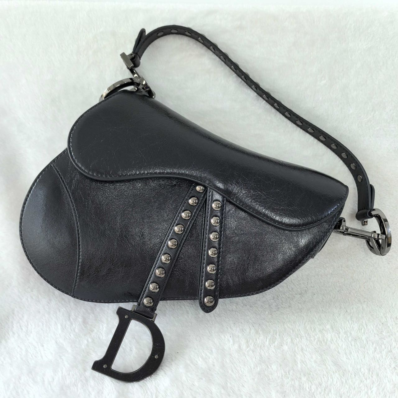 Pre-owned Certified Dior Medium Saddle in Black Crinkled Calfskin with Silver Hardware, 2022, w/ dust bag