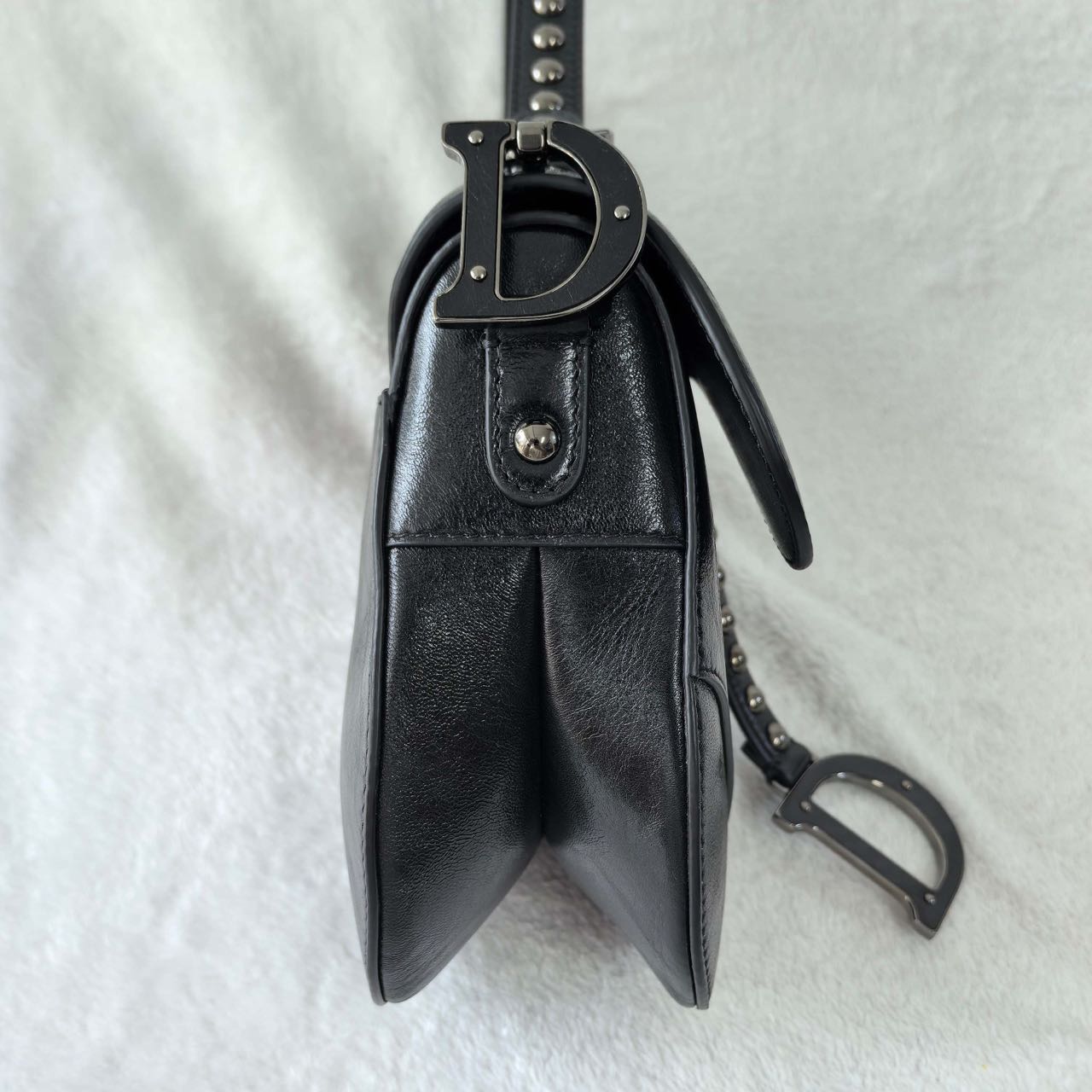 Pre-owned Certified Dior Medium Saddle in Black Crinkled Calfskin with Silver Hardware, 2022, w/ dust bag