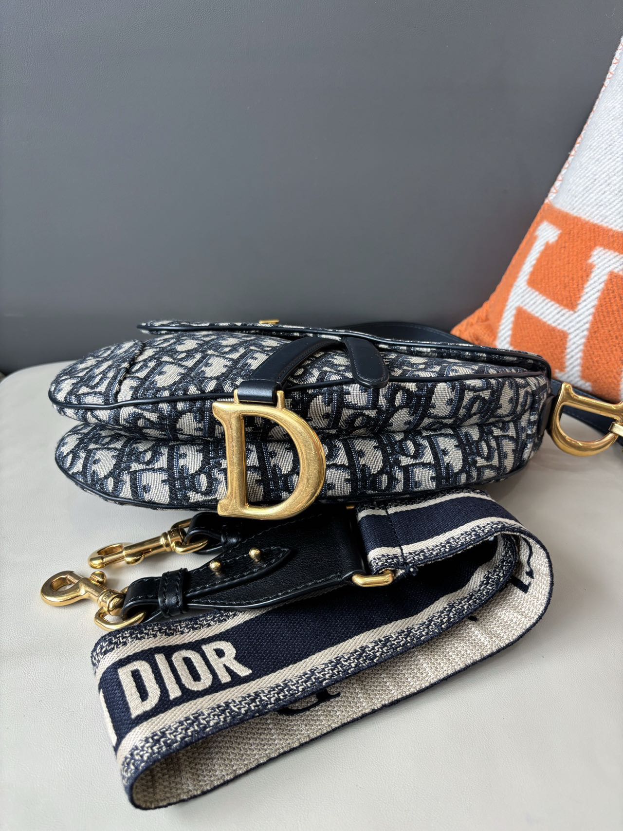 Pre-owned Certified Dior Medium Saddle in Blue Oblique Canvas, 2018, w/ dust bag, strap