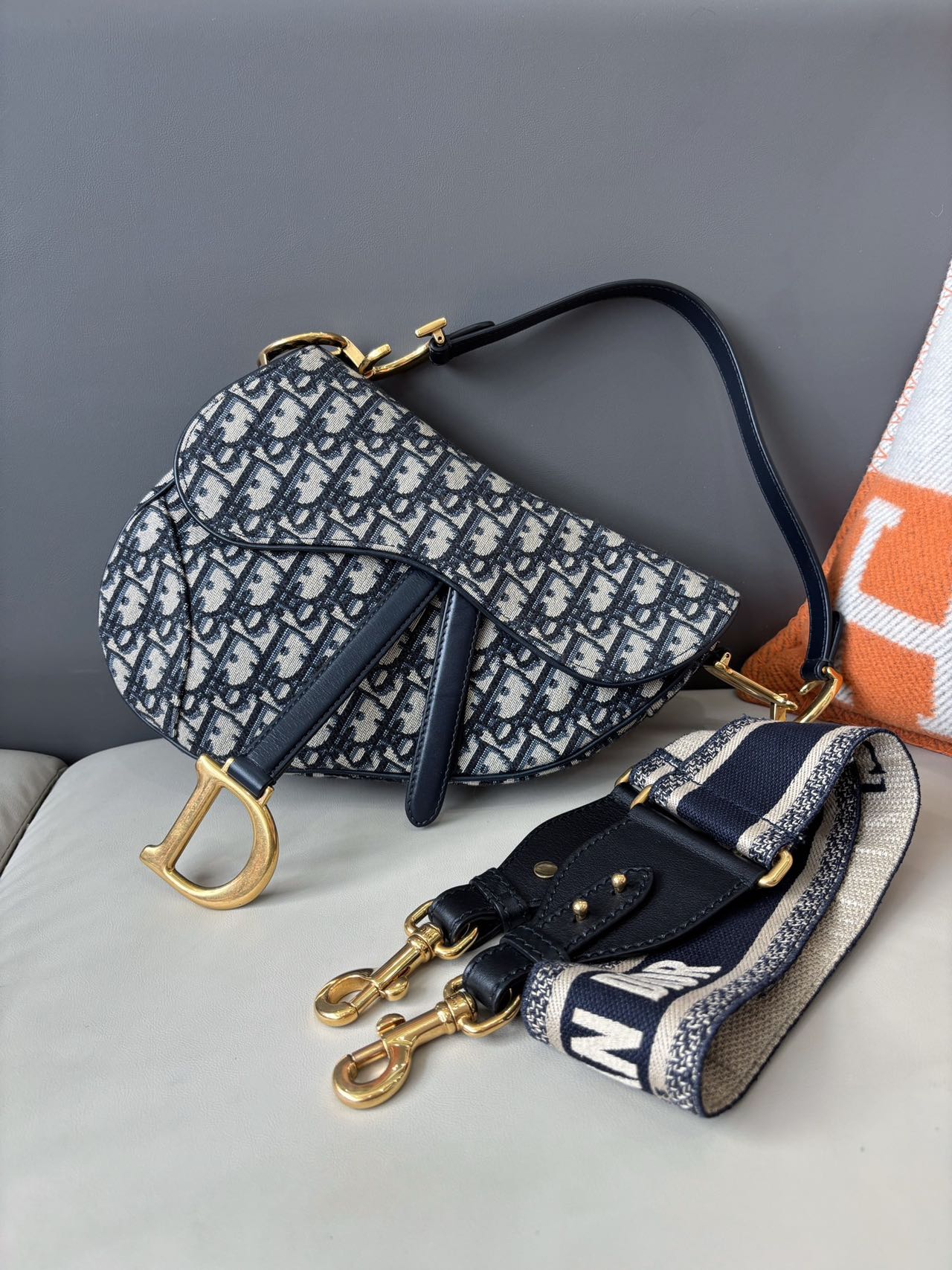 Pre-owned Certified Dior Medium Saddle in Blue Oblique Canvas, 2018, w/ dust bag, strap