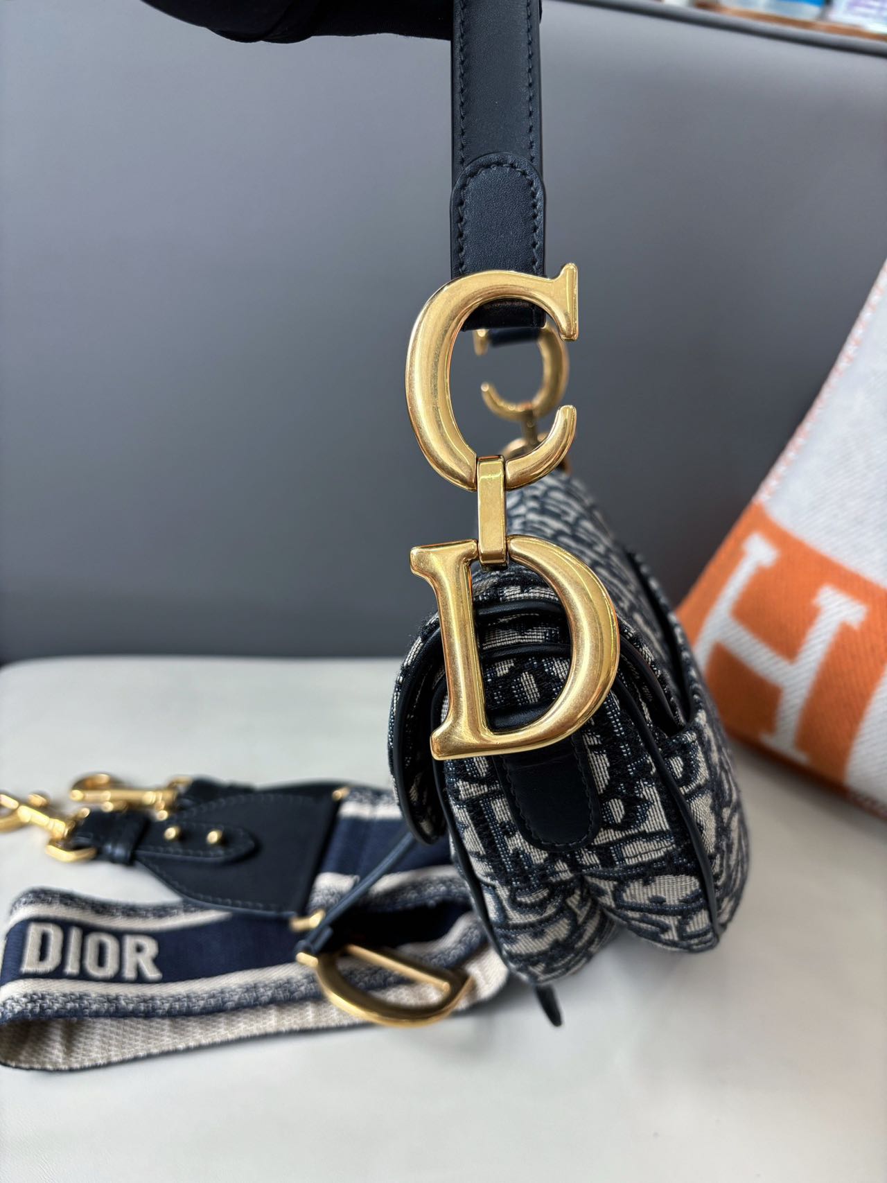 Pre-owned Certified Dior Medium Saddle in Blue Oblique Canvas, 2018, w/ dust bag, strap