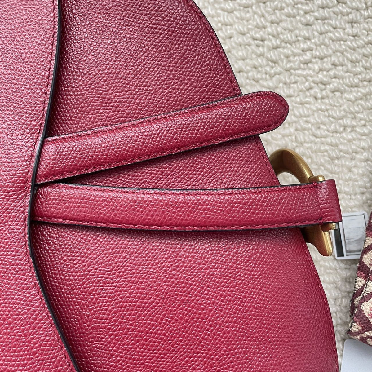 Pre-owned Certified Dior Medium Saddle in Burgundy Grained Calfskin with Golden Hardware, 2019, w/card, dust bag, strap