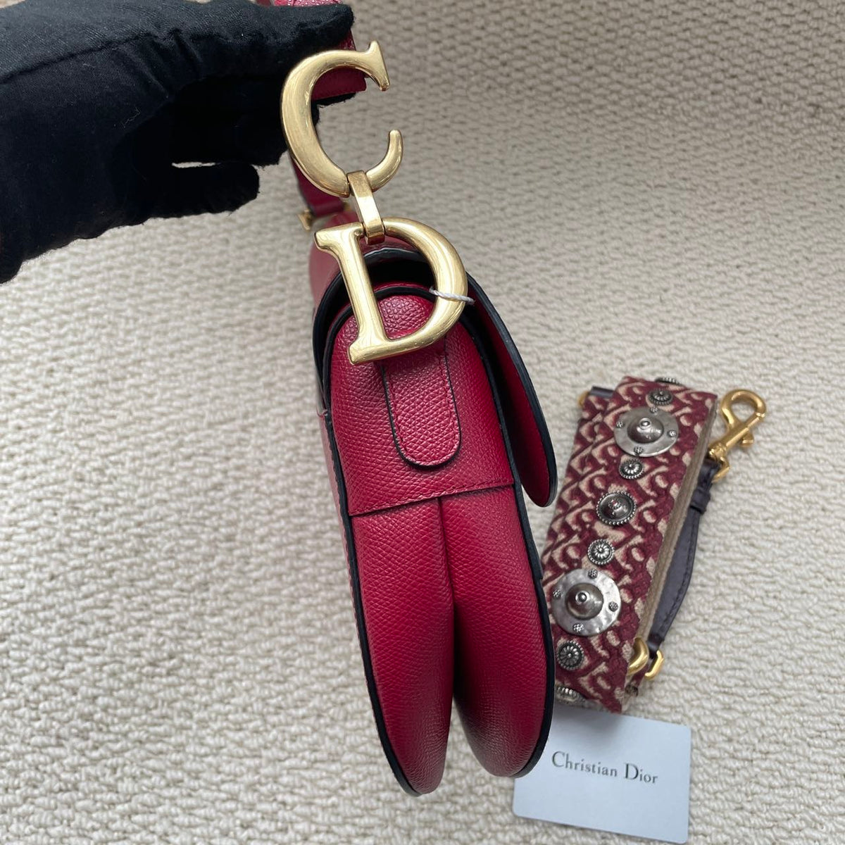 Pre-owned Certified Dior Medium Saddle in Burgundy Grained Calfskin with Golden Hardware, 2019, w/card, dust bag, strap