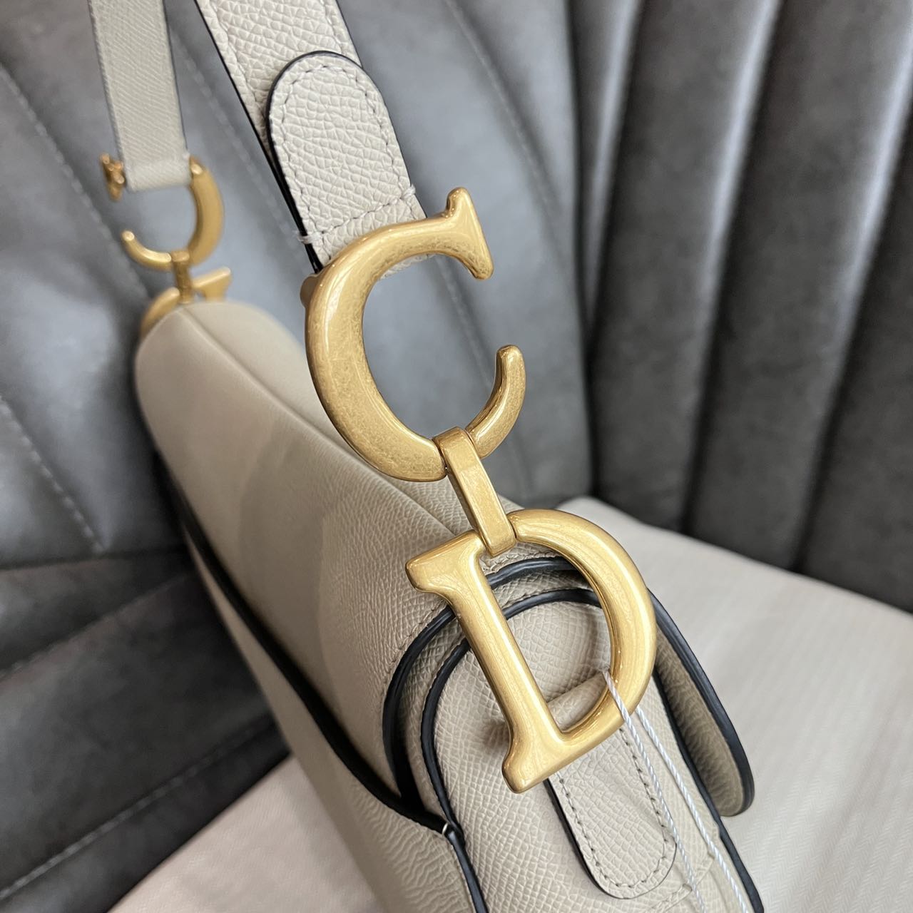 Pre-owned Certified Dior Medium Saddle in Etoupe Grained Calfskin with Golden Hardware, 2023, w/dust bag, leather strap