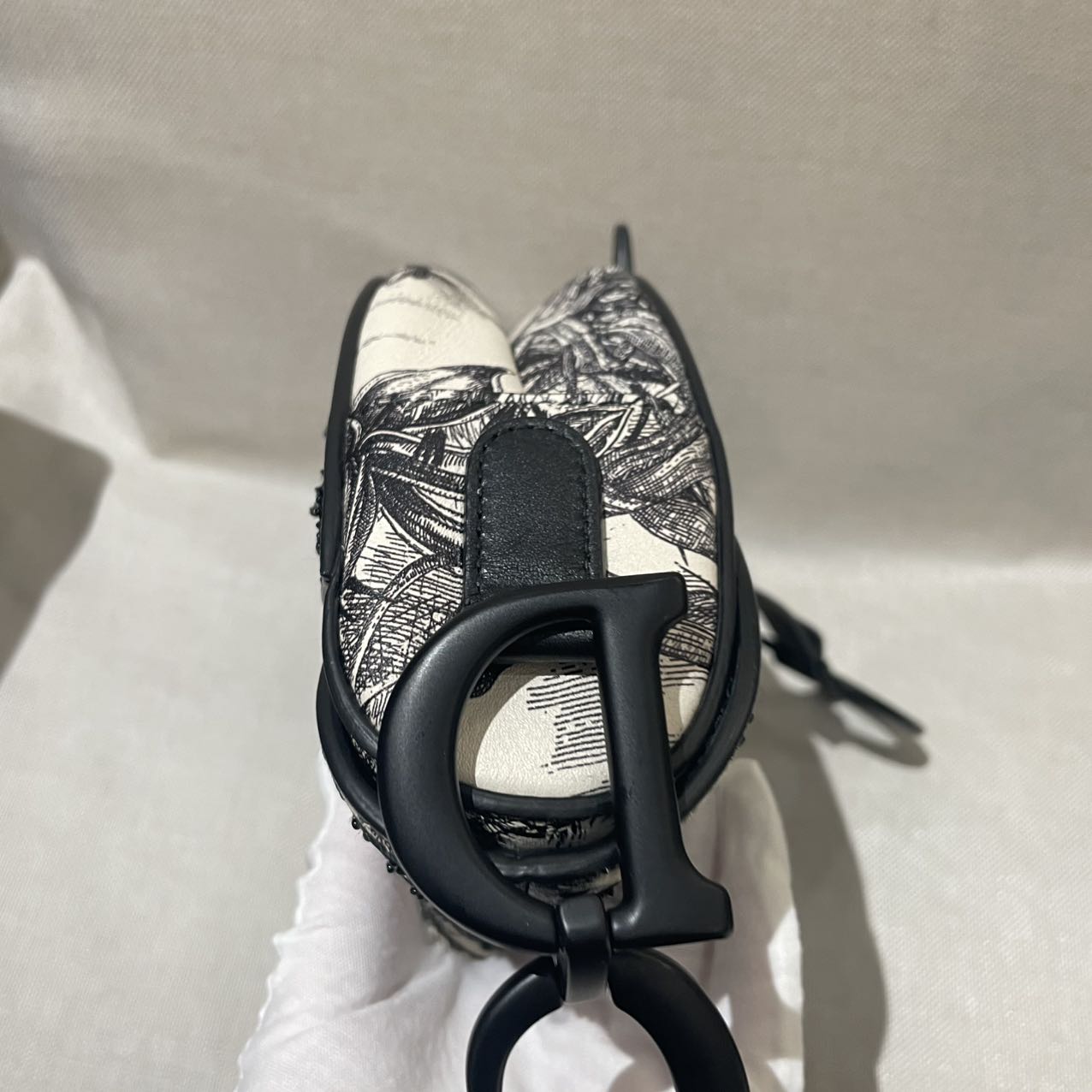 Pre-owned Certified Dior Medium Saddle in White Calfskin with Black Tropical Embroidery, with So Black Hardware, 2019, w/ dust bag