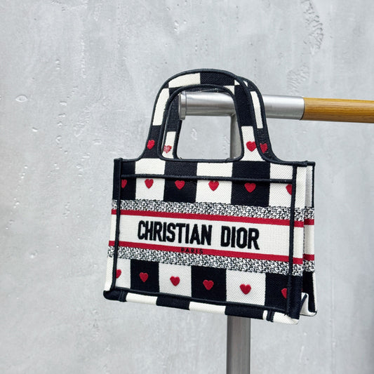 Pre-owned Certified Dior Mini Booktote Limited Valentine’s Day Edition, 2021, w/ dust bag