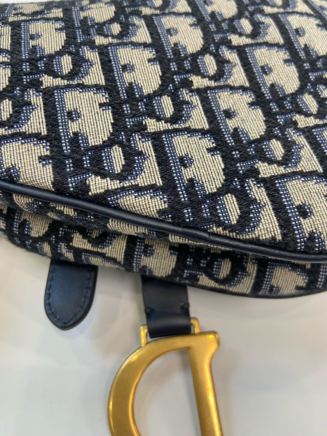 Pre-owned Certified  Dior Mini Saddle in Blue Oblique Canvas, w/ dust bag, strap